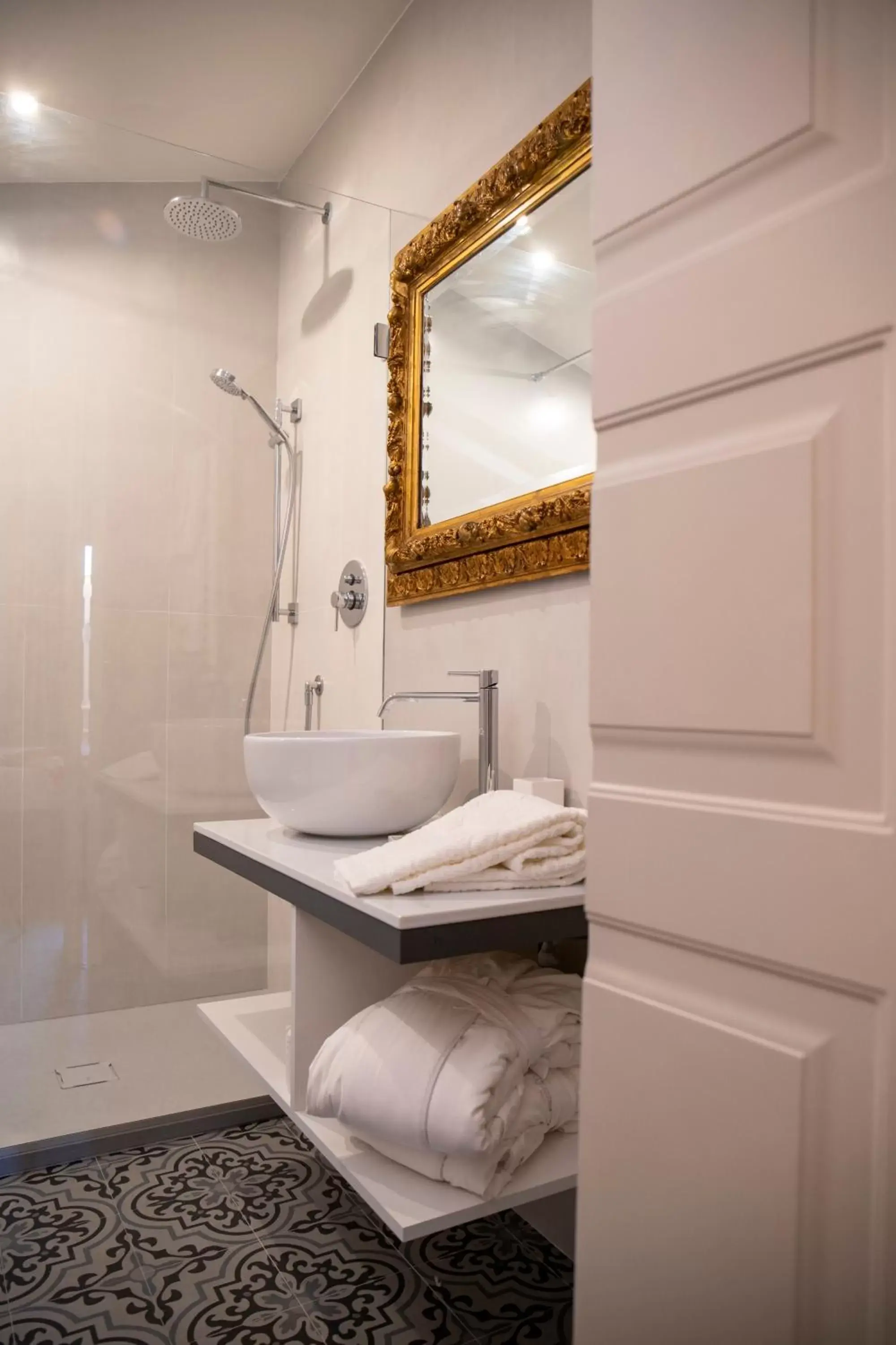 Bathroom in Hotel Villa Taormina