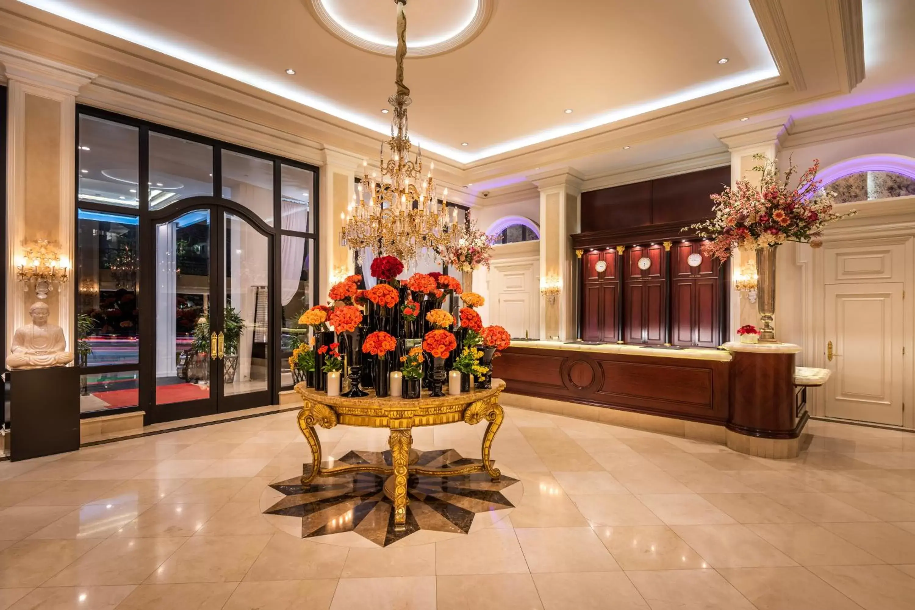 Lobby or reception, Lobby/Reception in Beverly Hills Plaza Hotel & Spa