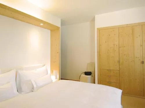 Decorative detail, Bed in Hotel Müller - mountain lodge