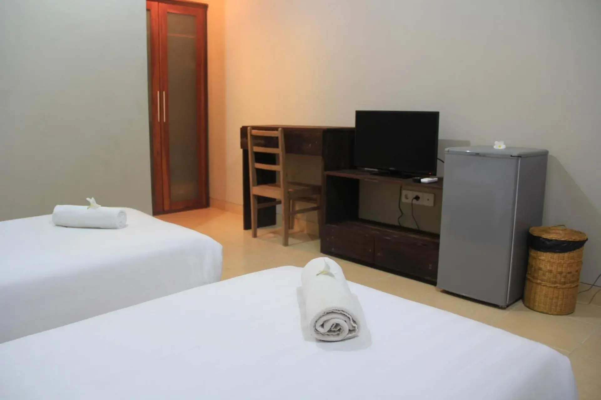 TV and multimedia, Bed in Semarandana Bedrooms and Pool