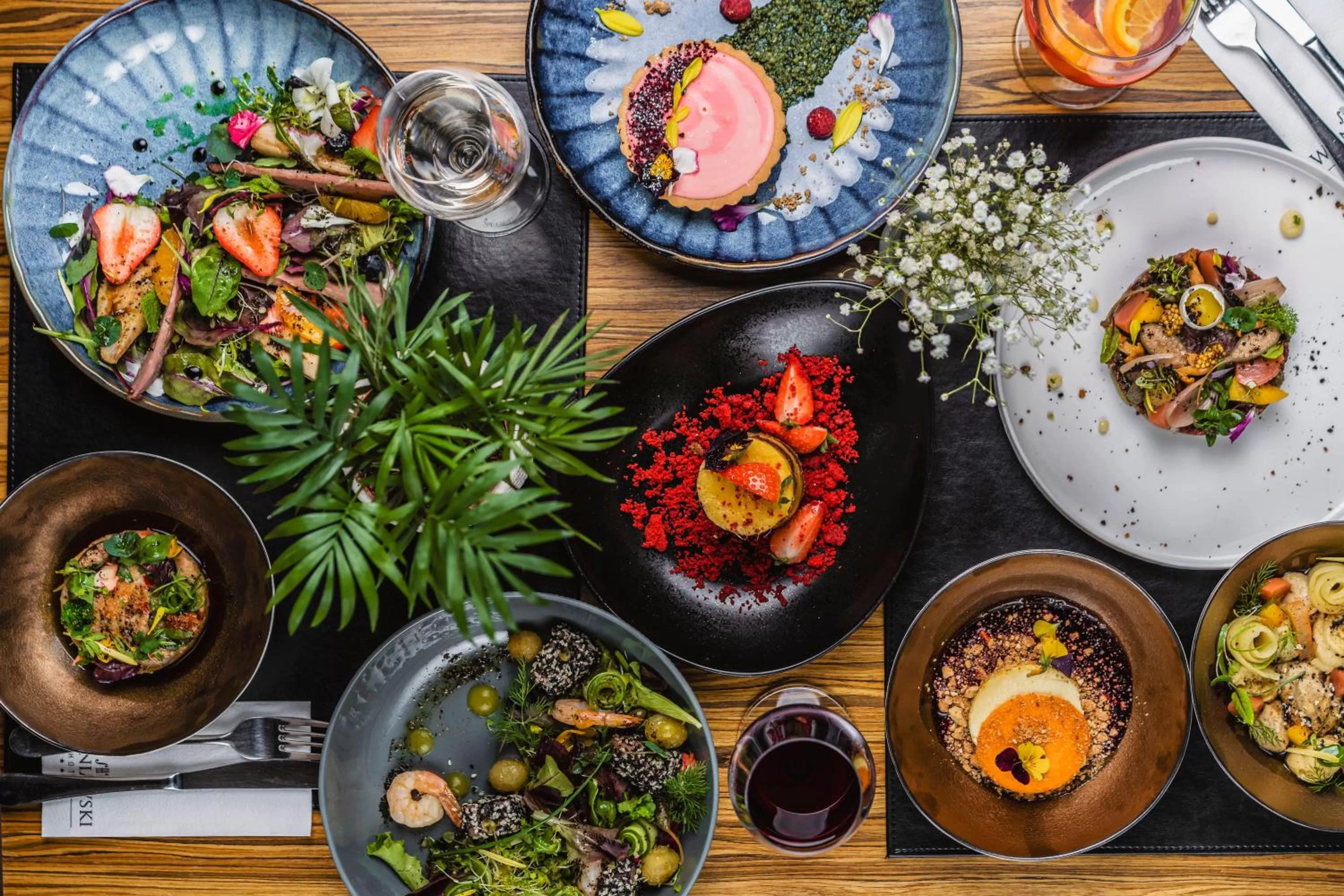 Restaurant/places to eat in Hotel Wieniawski