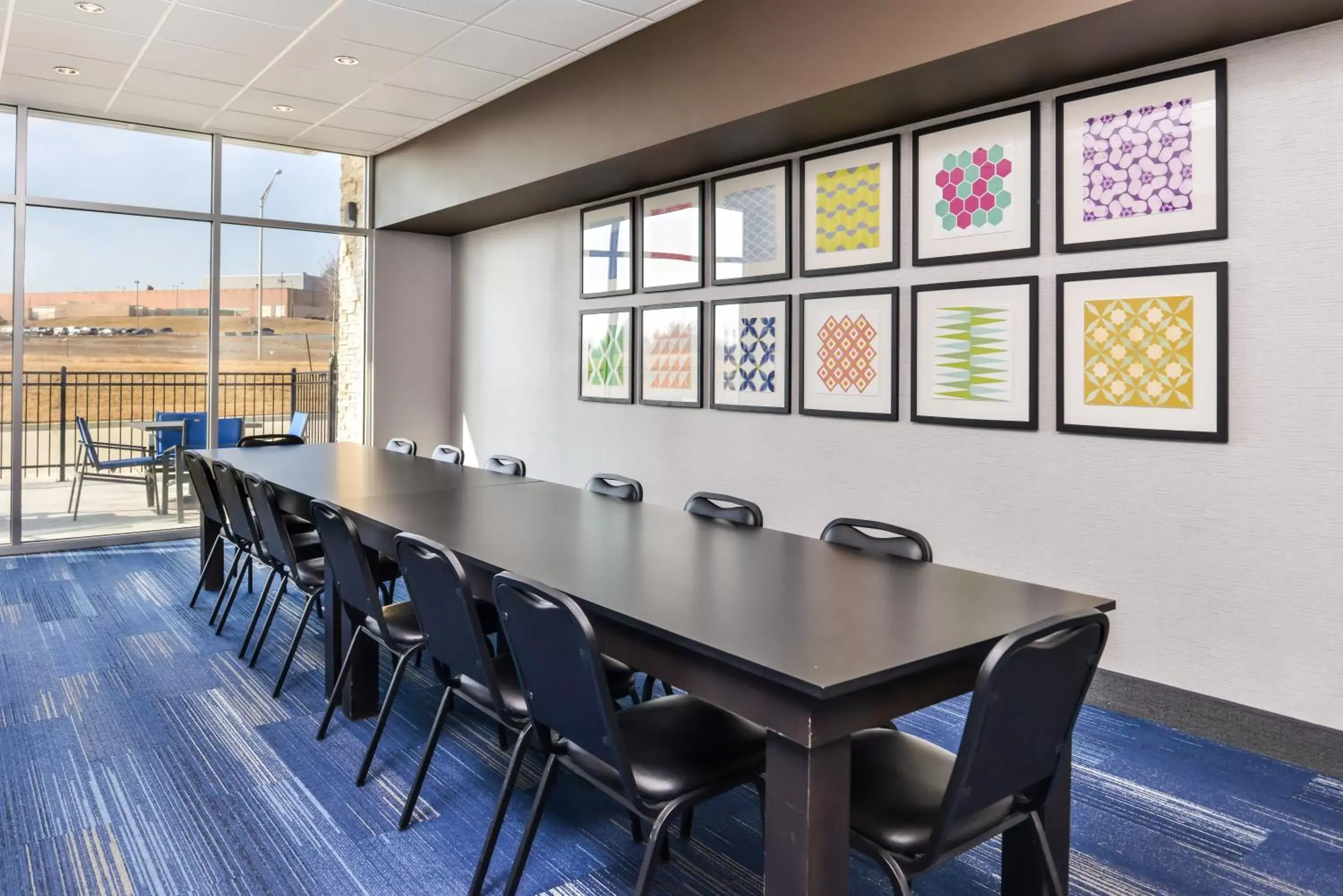 Meeting/conference room in Holiday Inn Express & Suites - Kansas City - Lee's Summit, an IHG Hotel
