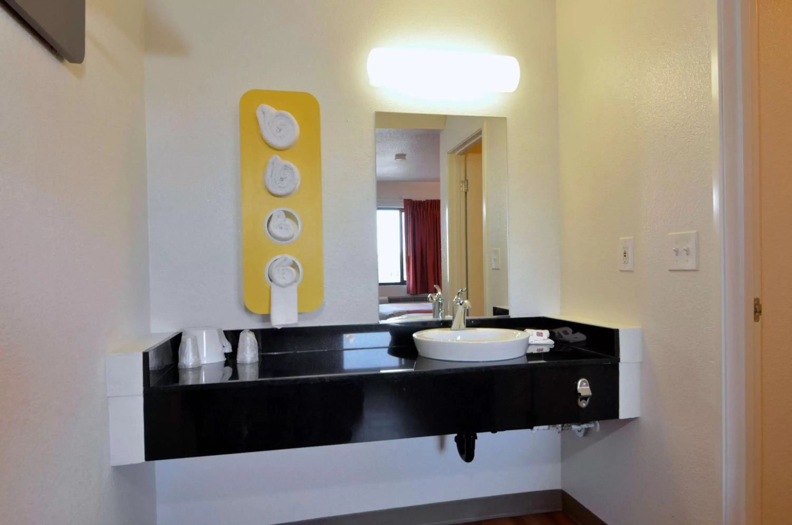 Bathroom in Motel 6-Palm Desert, CA - Palm Springs Area