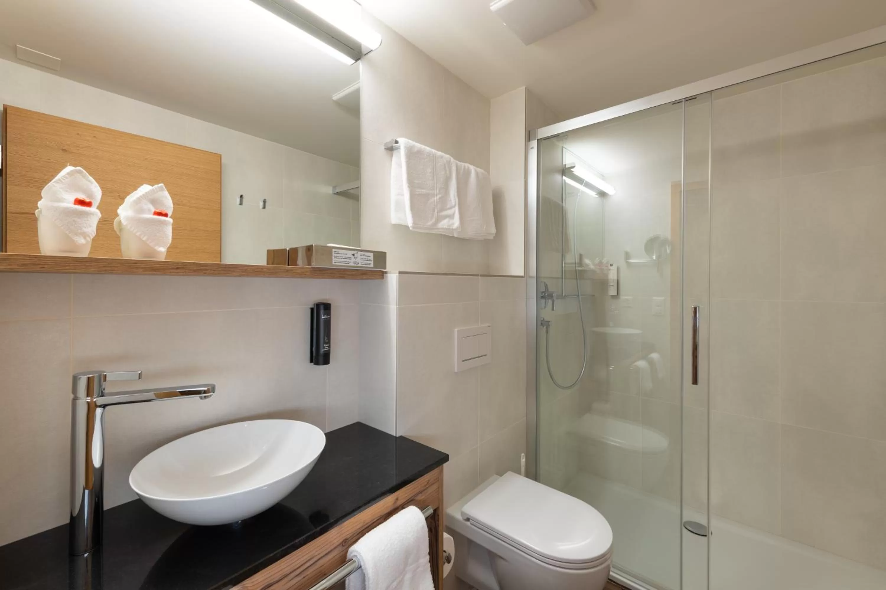 Bathroom in Berghotel Randolins