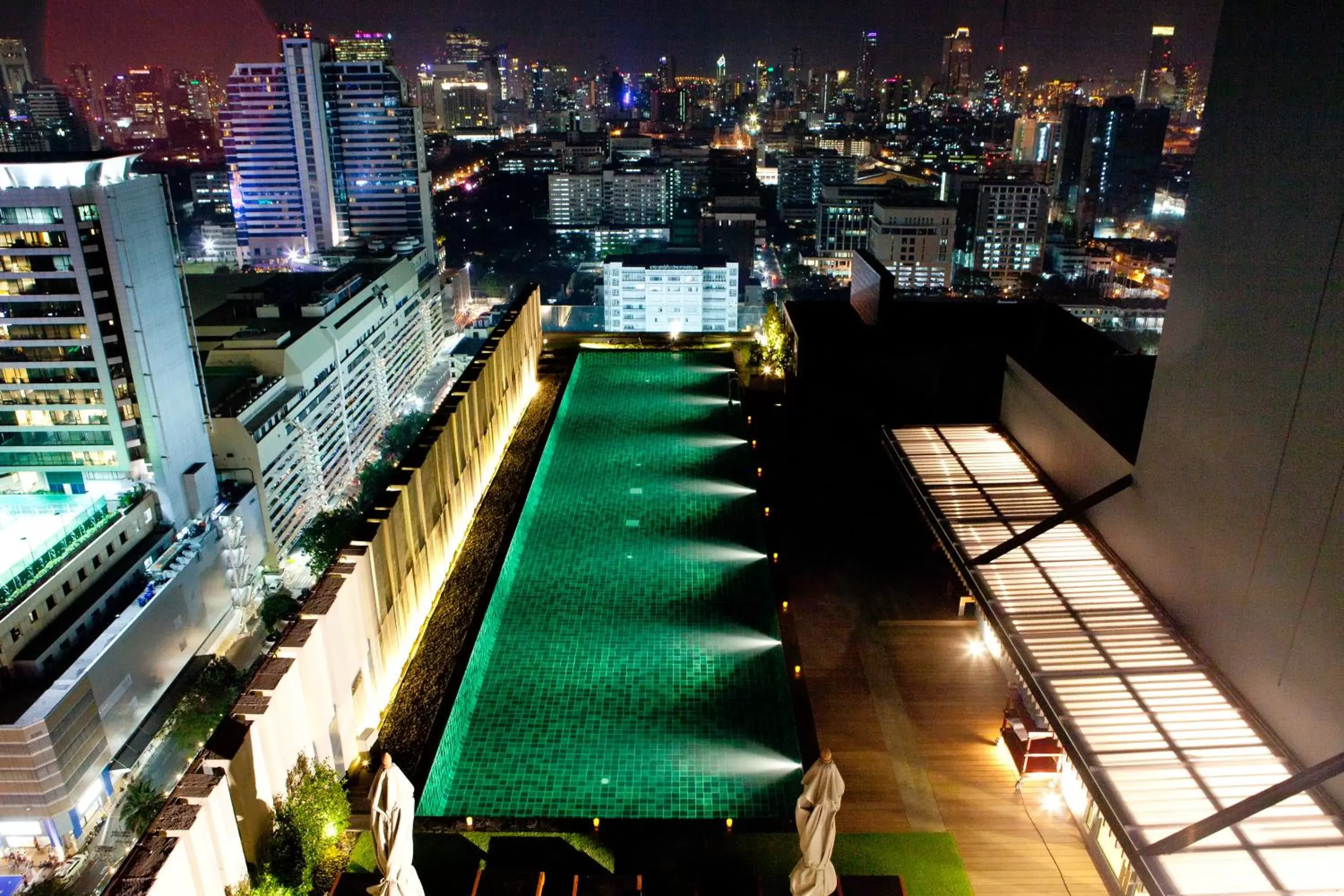 Swimming pool, Bird's-eye View in Mercure Bangkok Siam