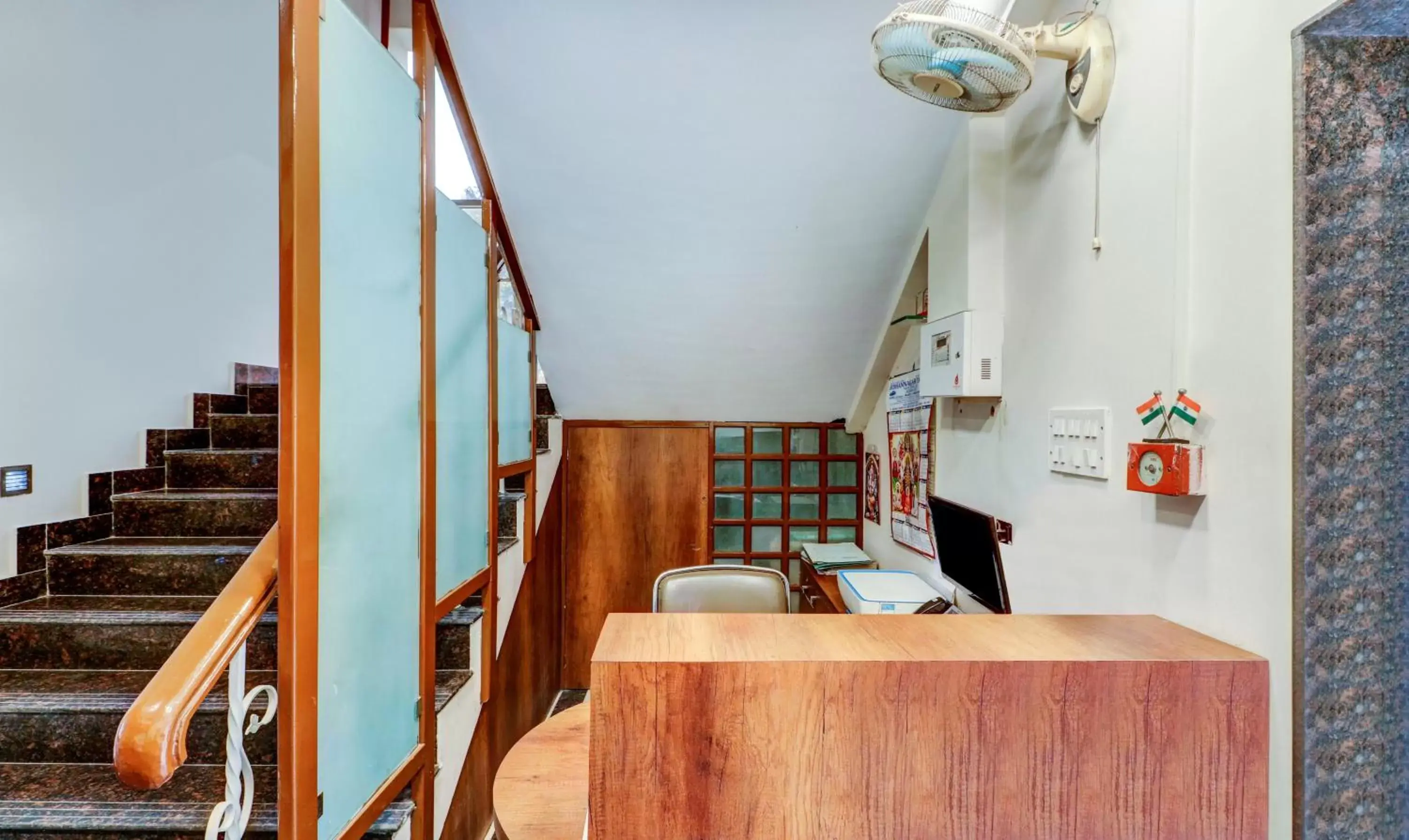 Lobby or reception in Treebo Sreema - 2 km From Salt Lake Sector V Lobby or reception in Treebo Sreema - 2 km From Salt Lake Sector V