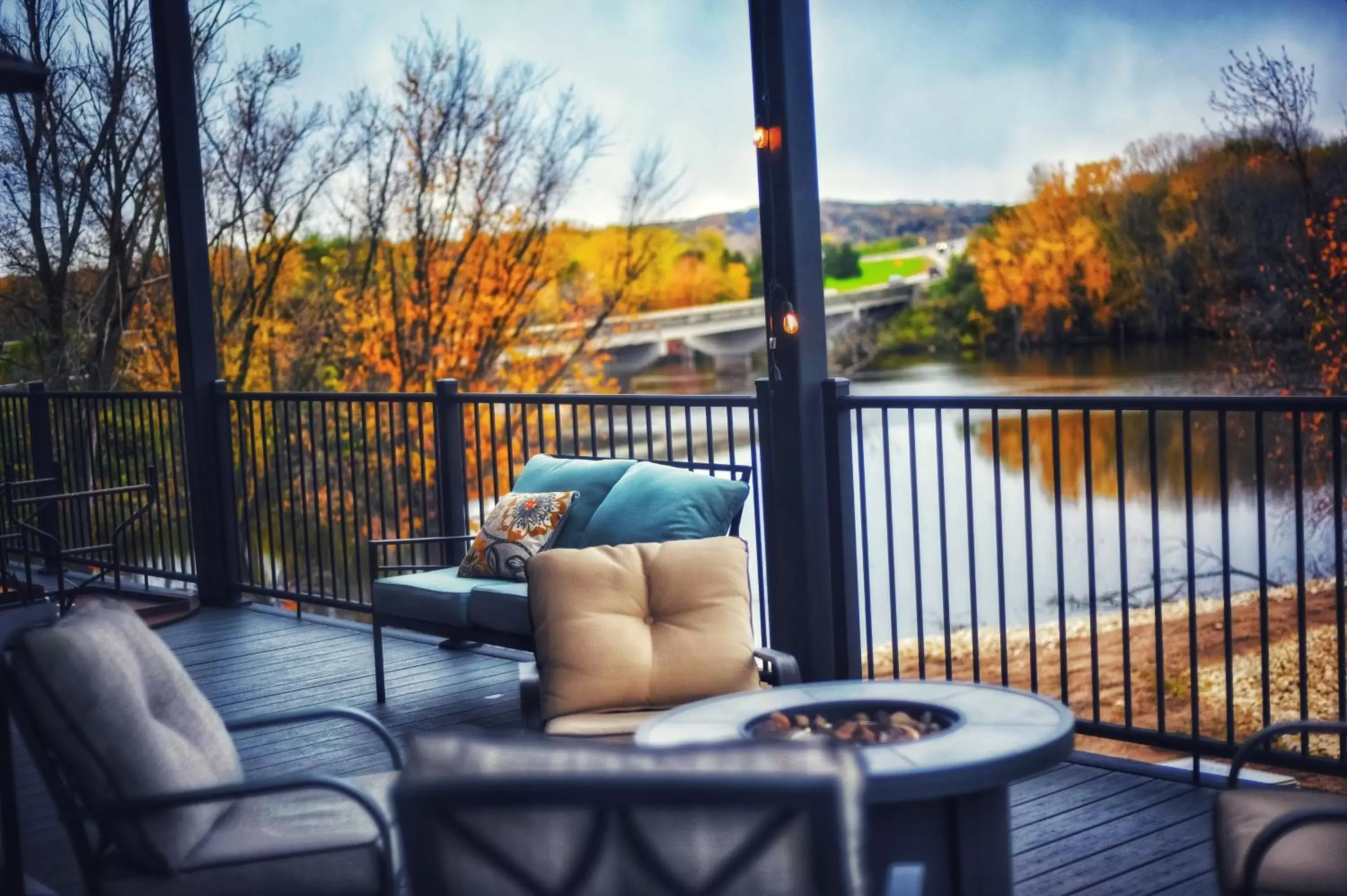 Balcony/Terrace in Waterfront Hotel