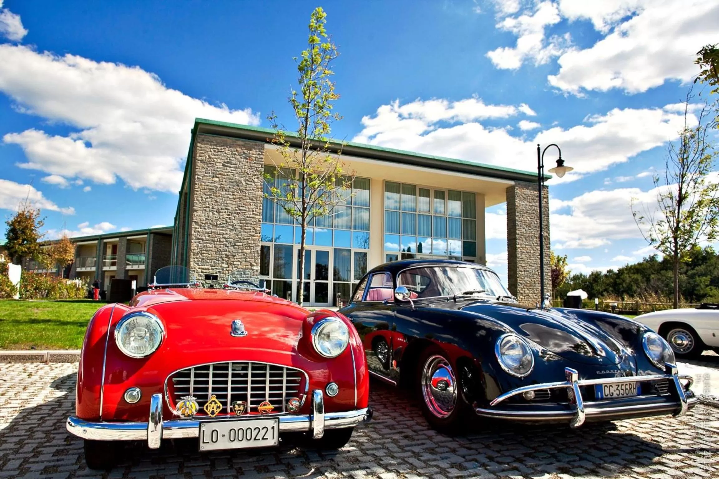 Facade/entrance in Chianti Village Morrocco
