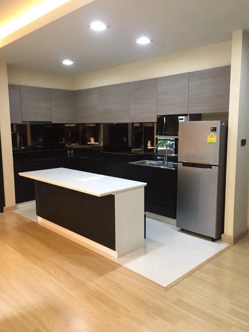 Kitchen or kitchenette in Avatar Suites Hotel - SHA Extra Plus