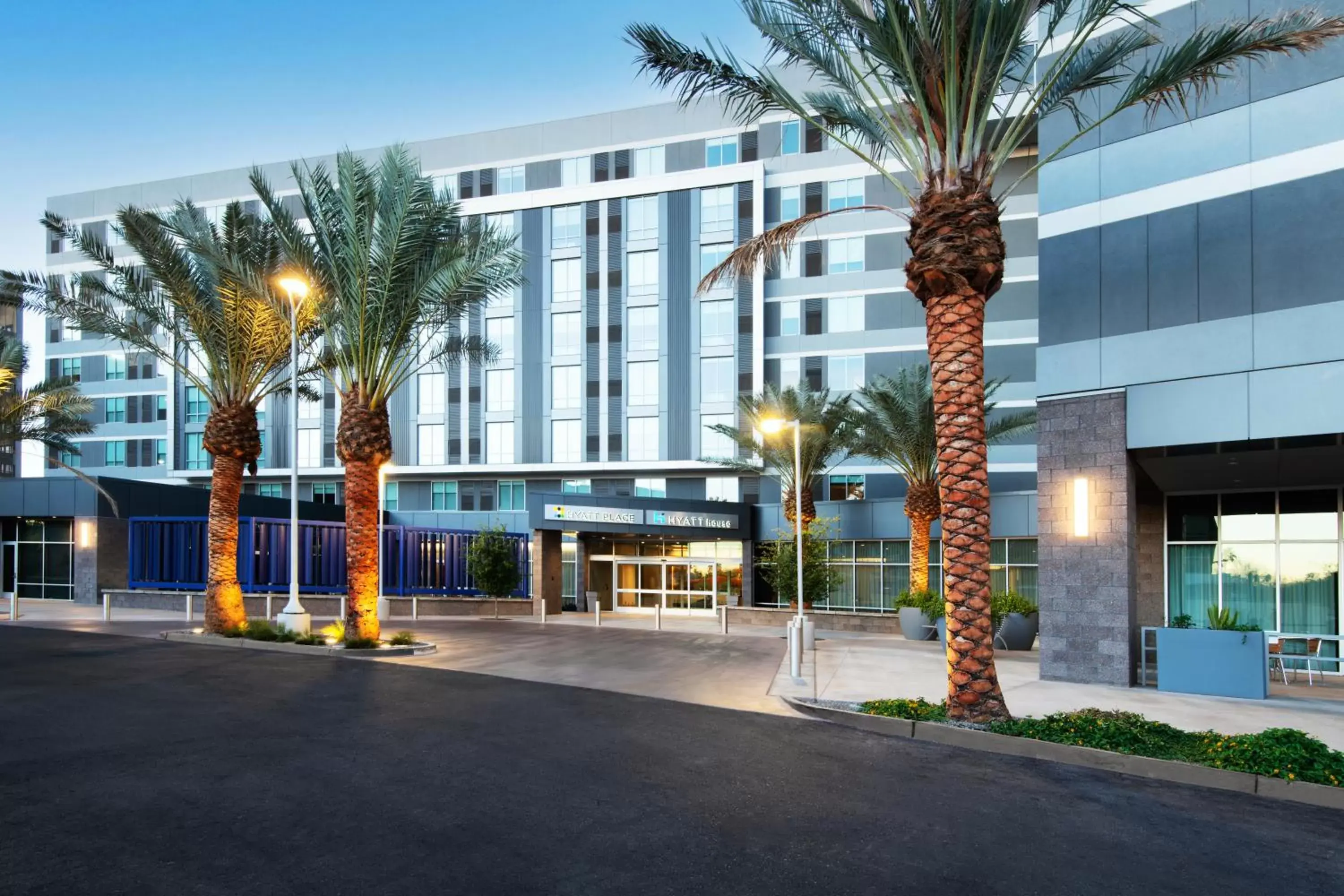 Property Building in Hyatt House Tempe Phoenix University