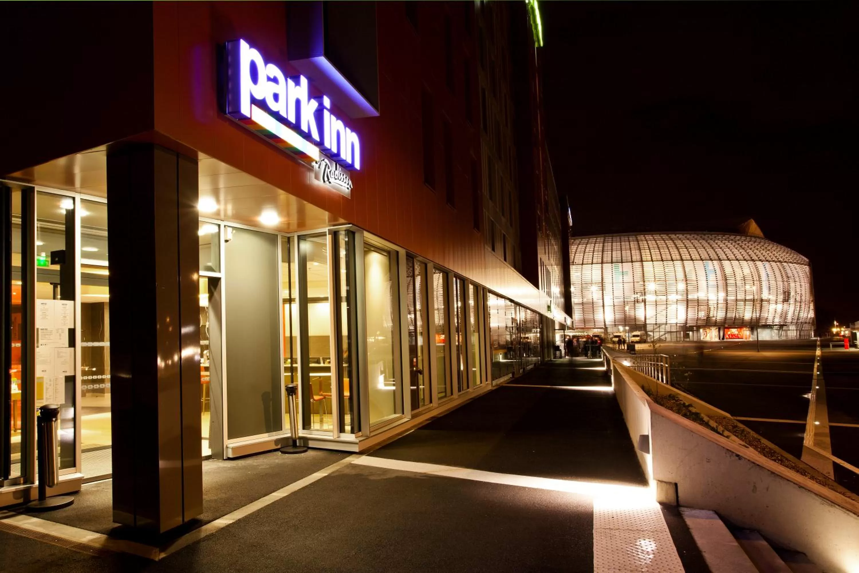 Facade/entrance in Park Inn by Radisson Lille Grand Stade