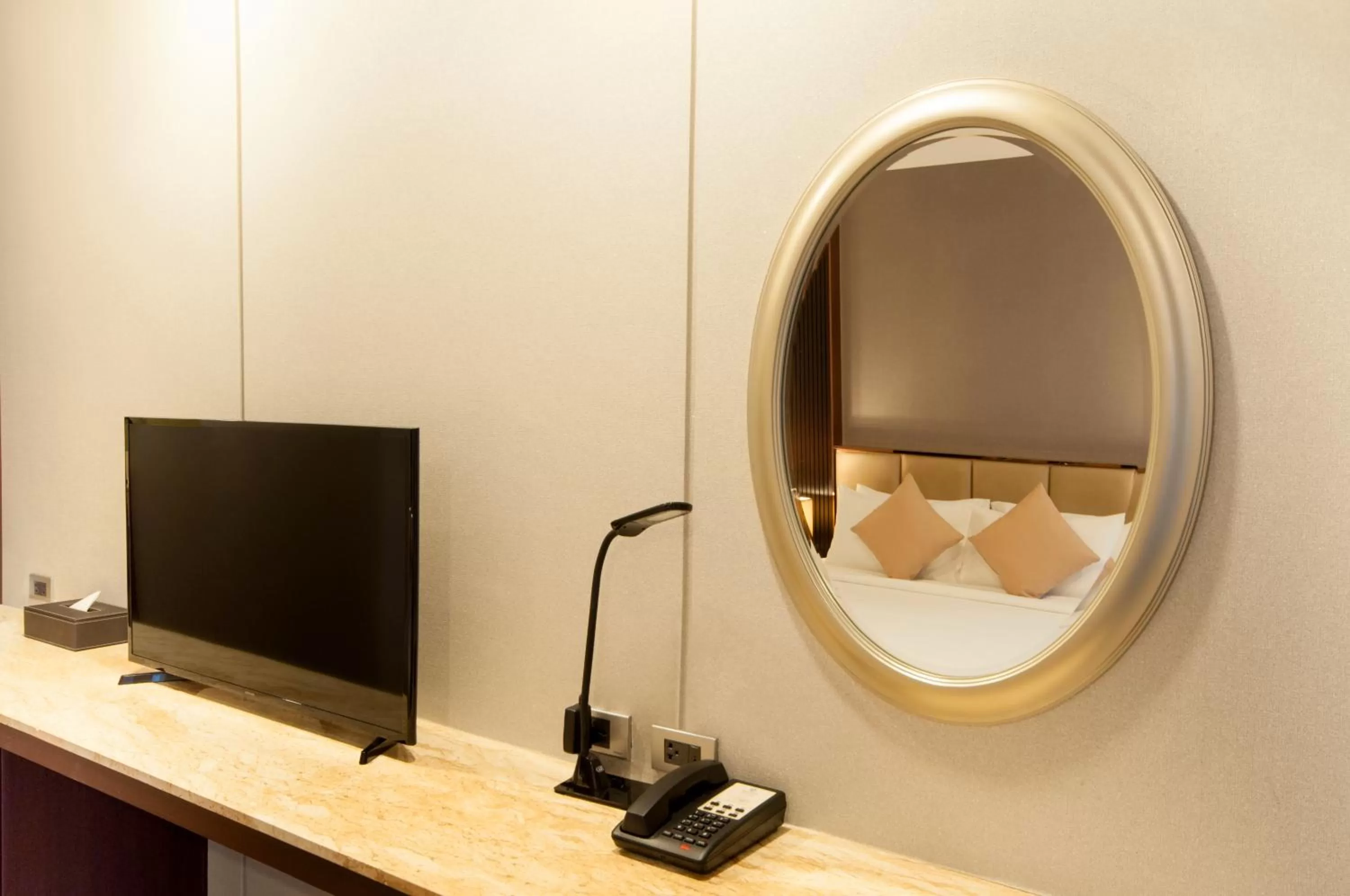 TV and multimedia in SureStay Plus by Best Western Sukhumvit 2