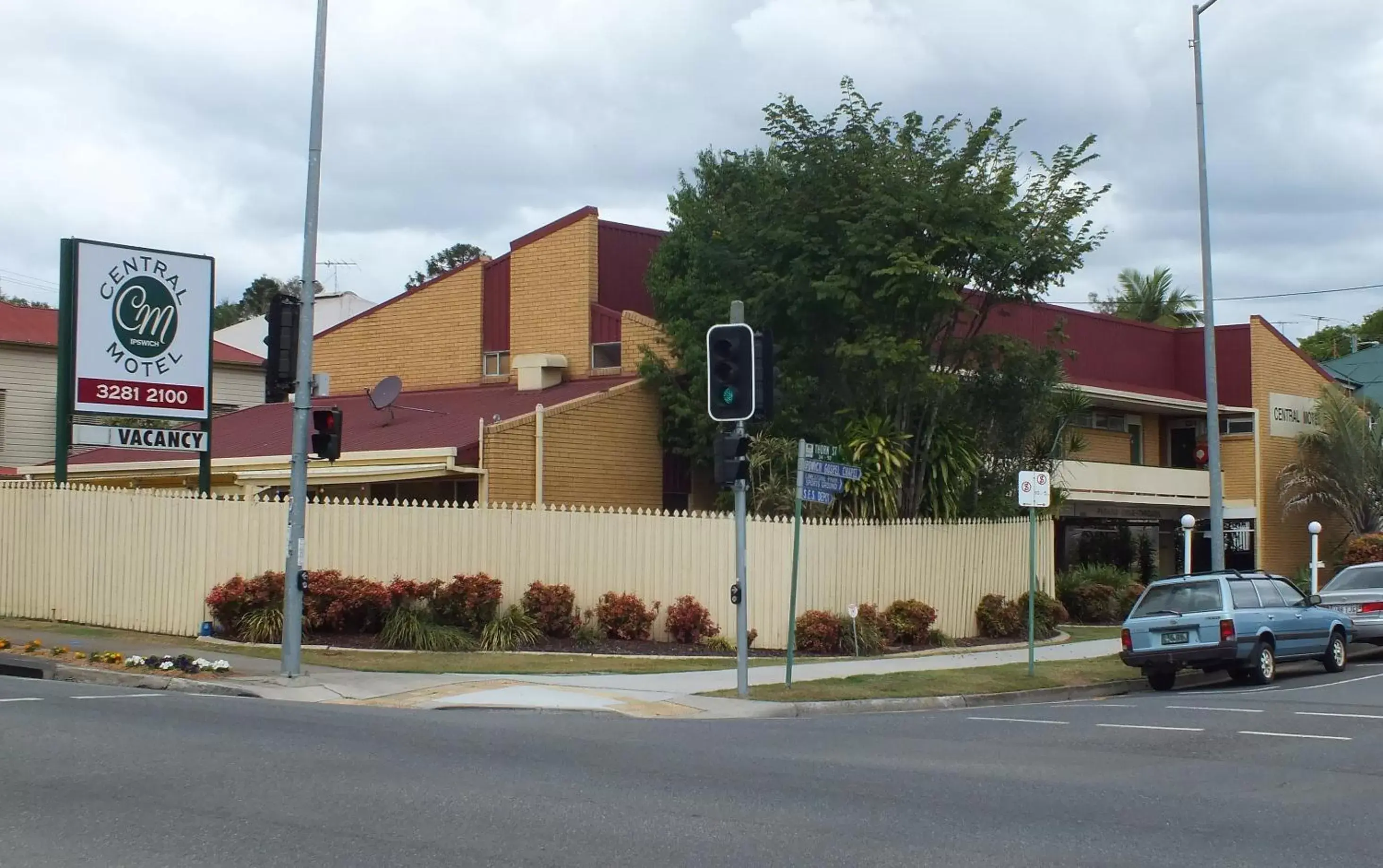 Facade/entrance, Property Building in Central Motel Ipswich