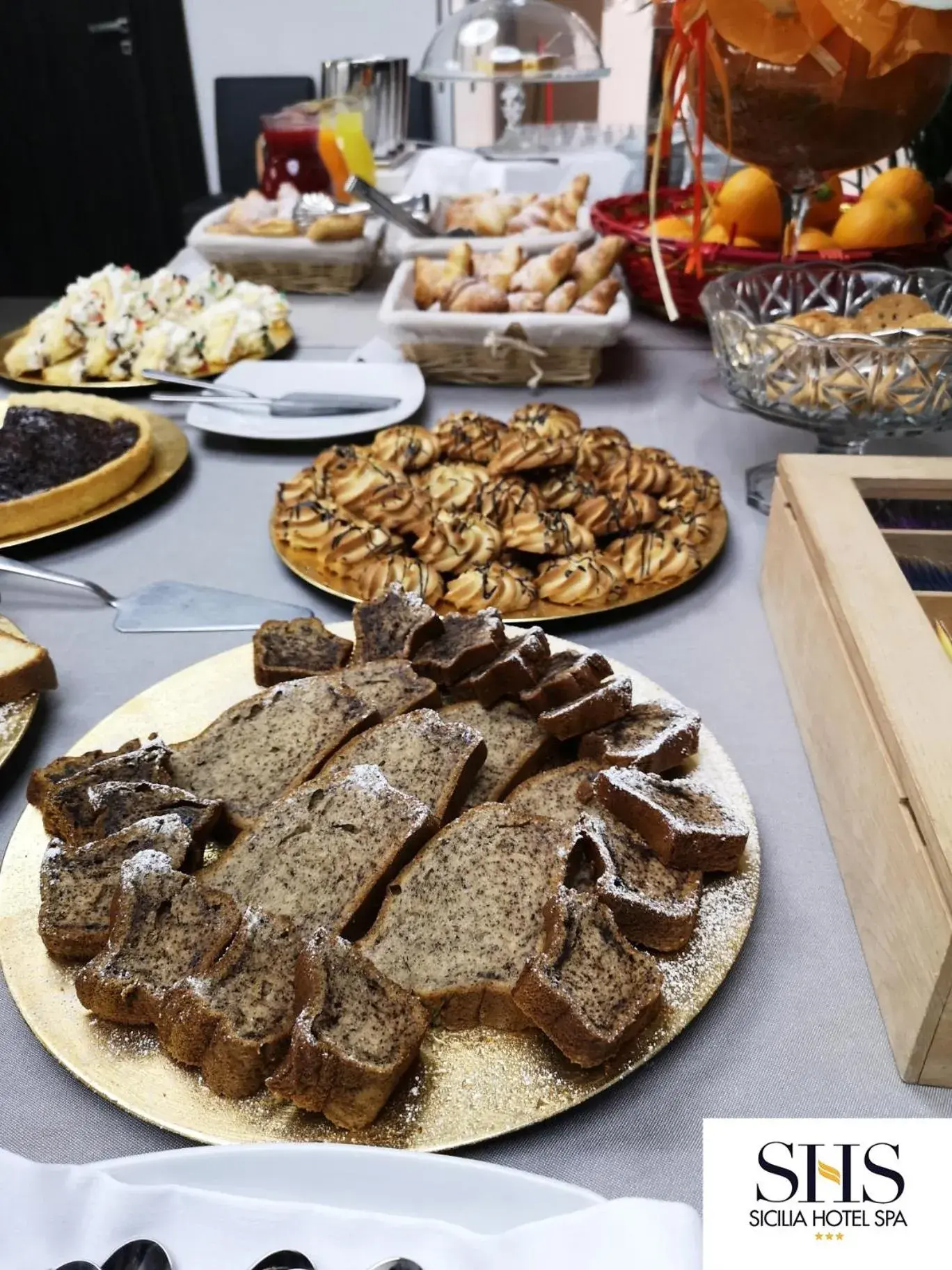 Buffet breakfast in Sicilia Hotel Spa