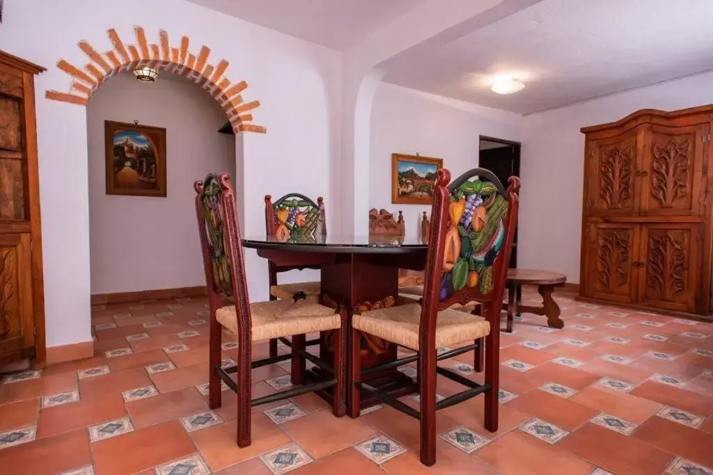 Dining Area in Posada San Miguelito