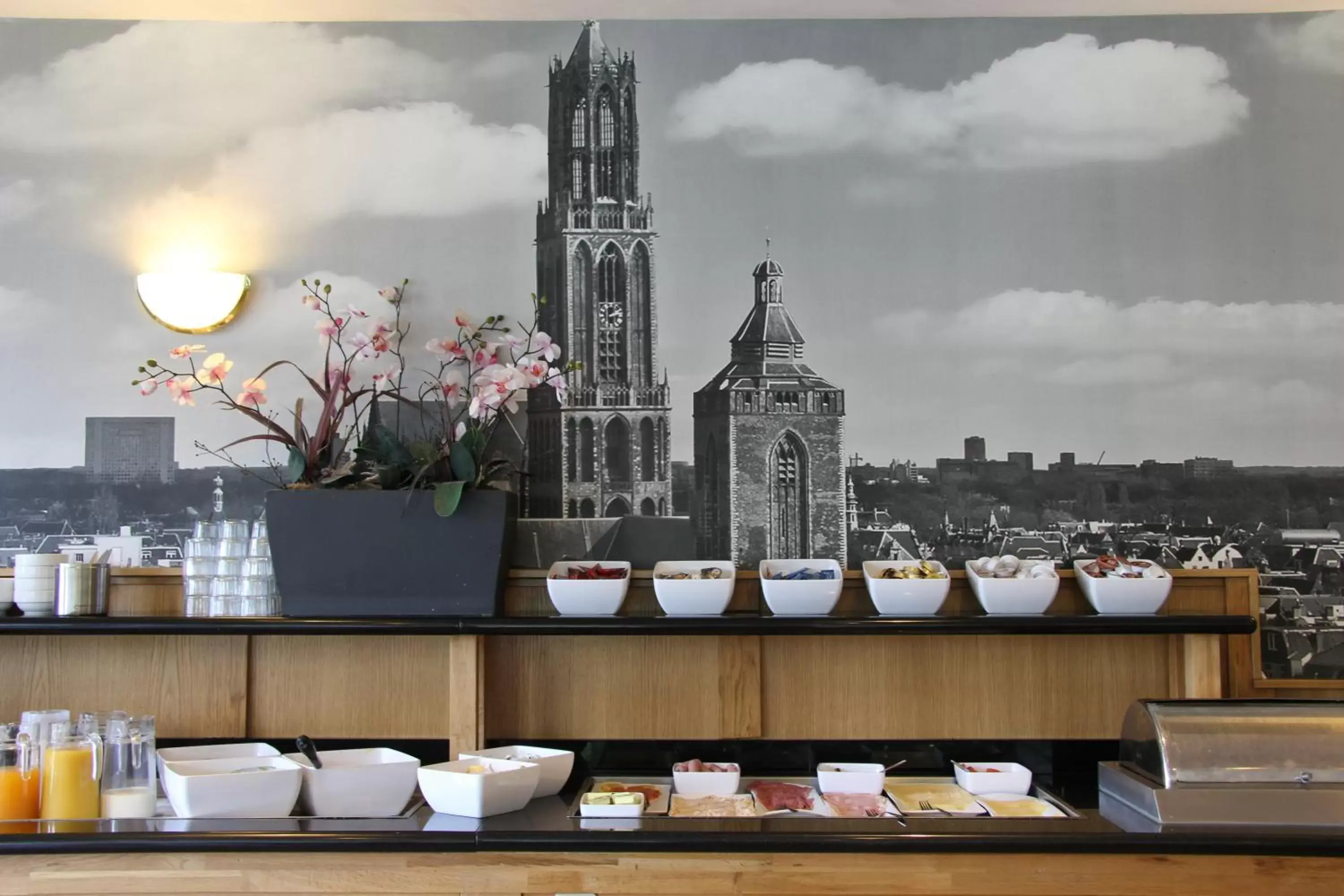Buffet breakfast in Bastion Hotel Rotterdam Zuid Buffet breakfast in Bastion Hotel Rotterdam Zuid