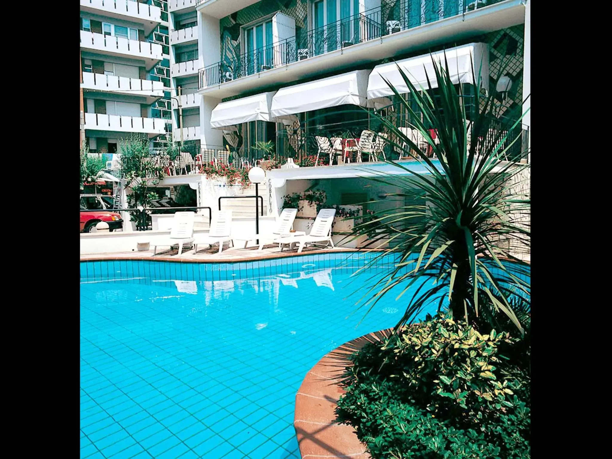 Swimming Pool in Hotel Cobalto