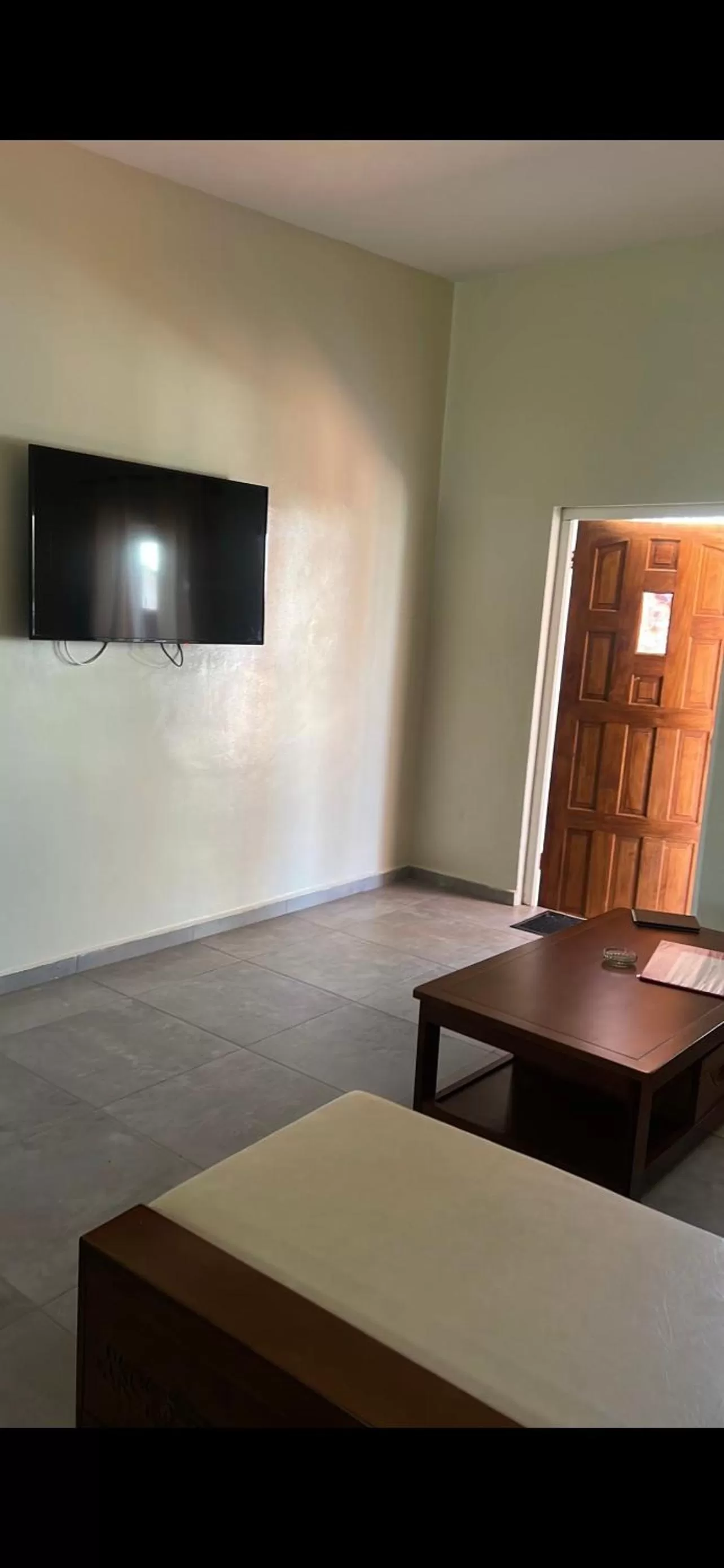 TV/Entertainment Center in Curasita colour Appartments