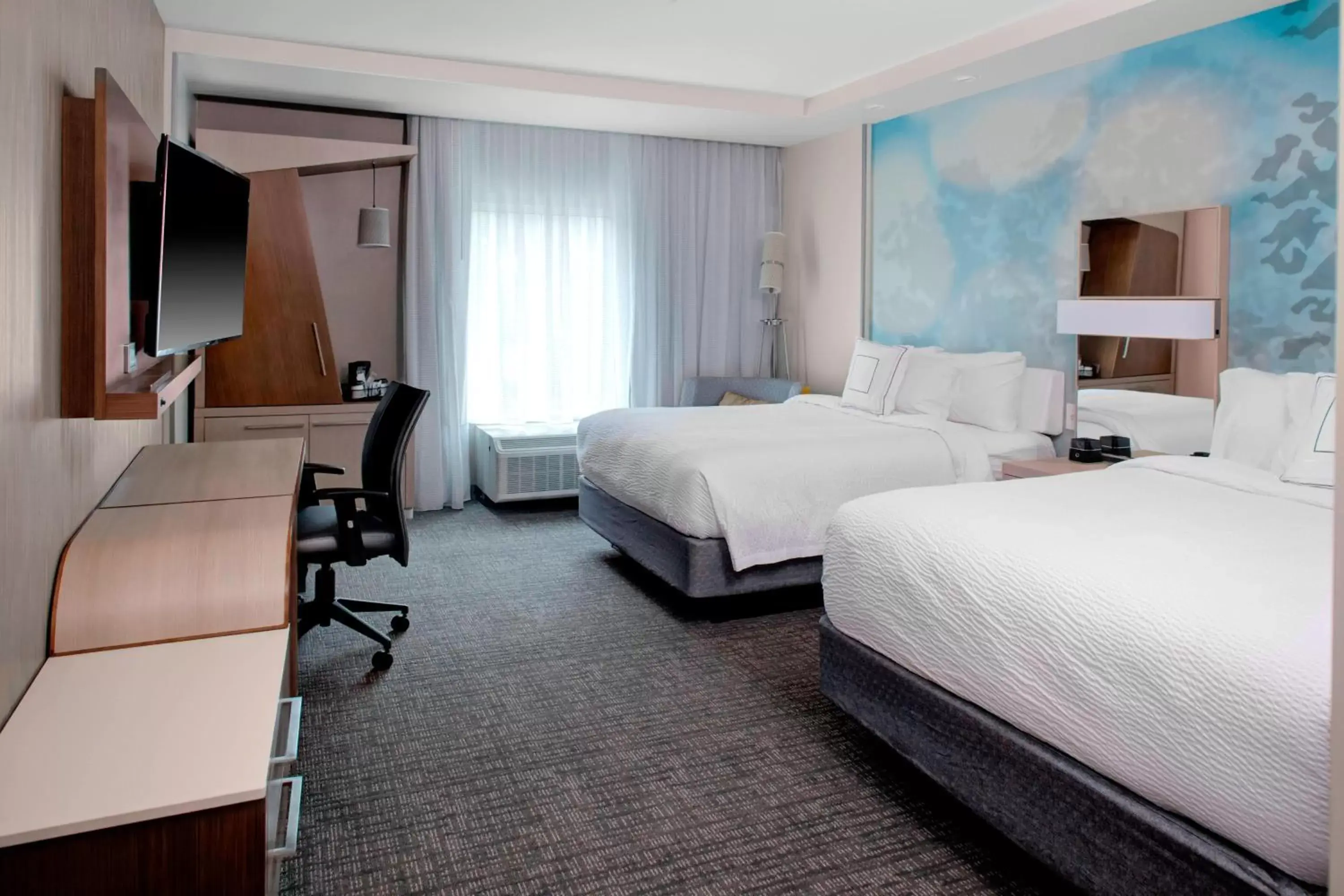 Photo of the whole room, Bed in Courtyard by Marriott Atlanta Kennesaw