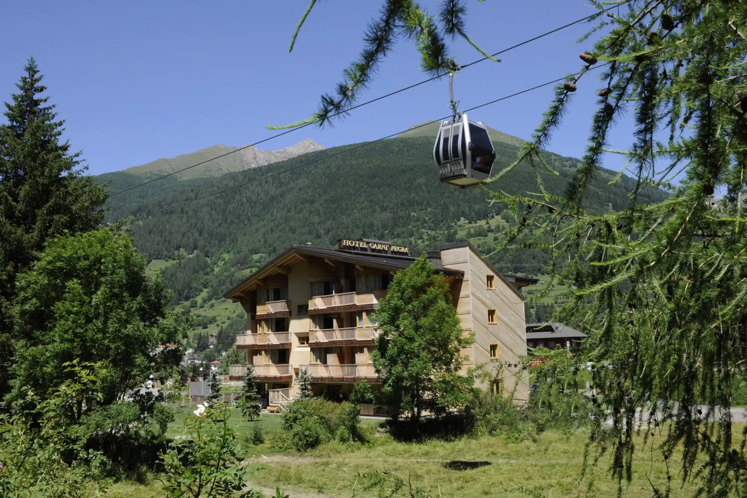 Property Building in Hotel Garni Pegrà