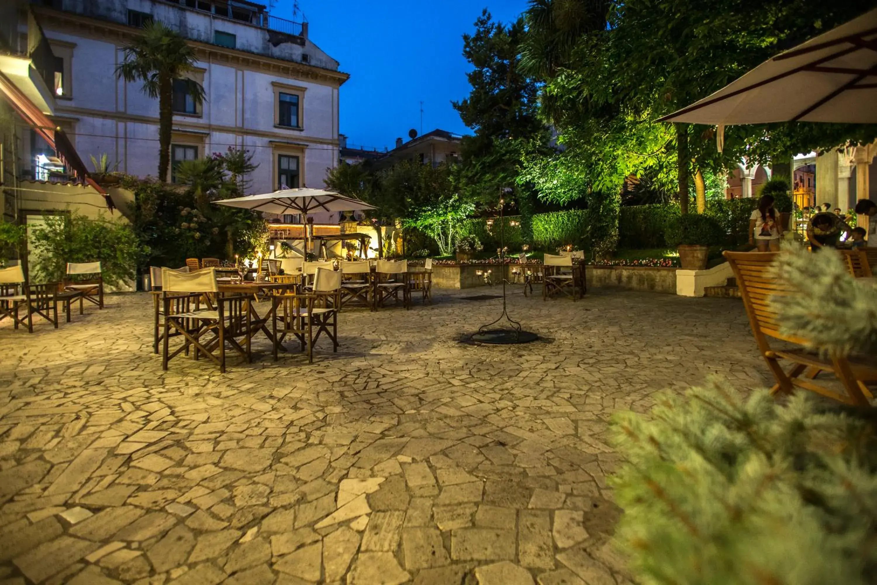 Patio in Hotel Victoria Maiorino