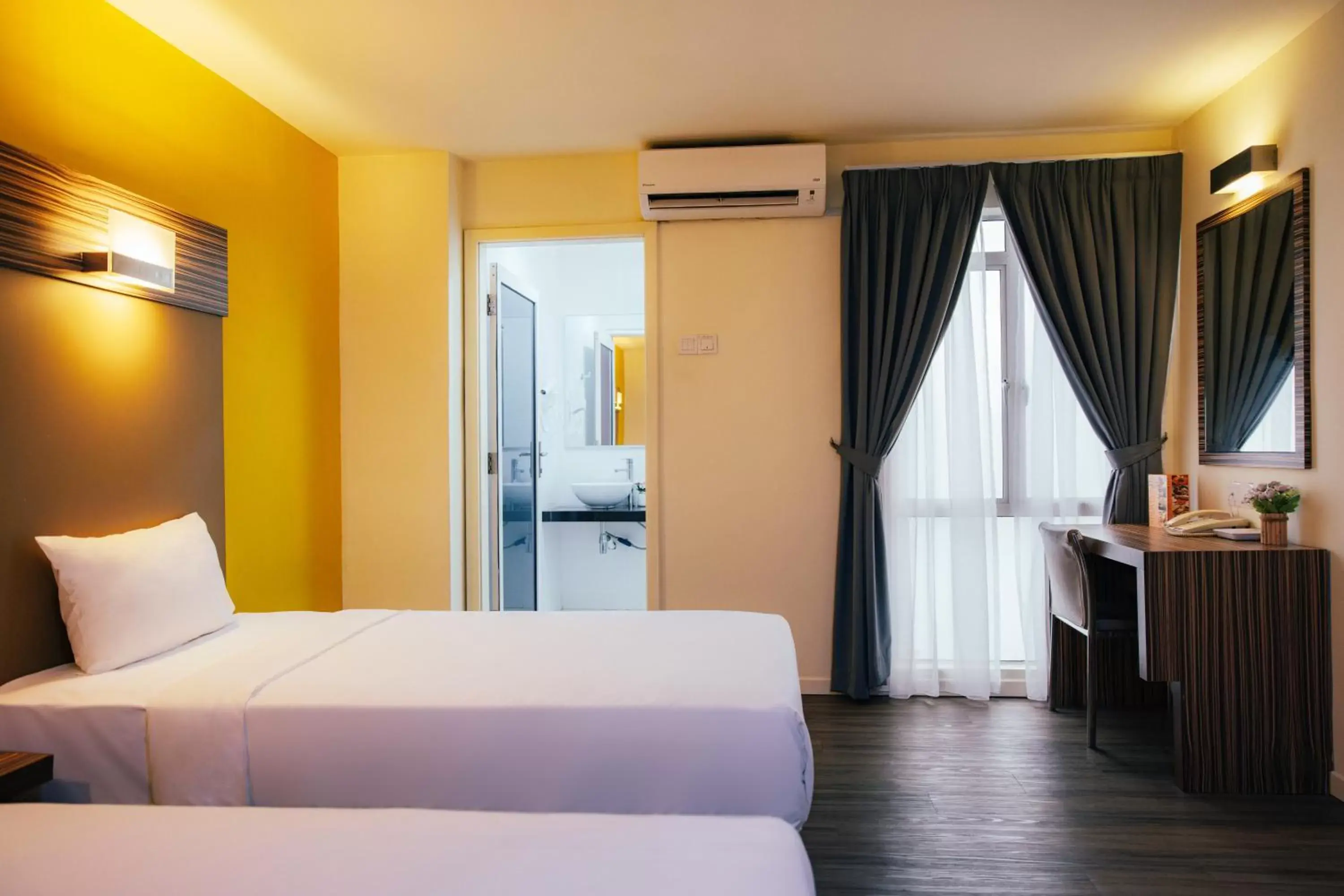 Bedroom, Bed in Hotel Sentral Kuantan @ Riverview City Centre