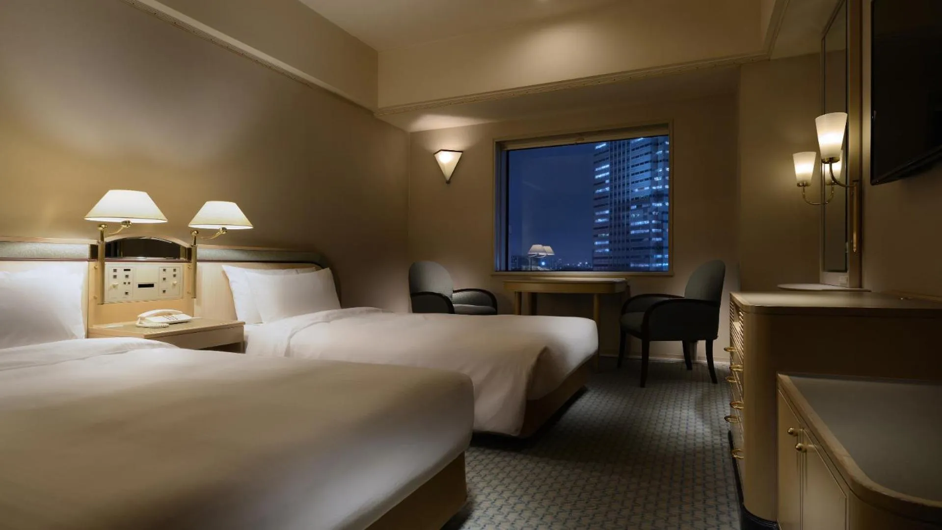 Bed in Hotel New Otani Makuhari