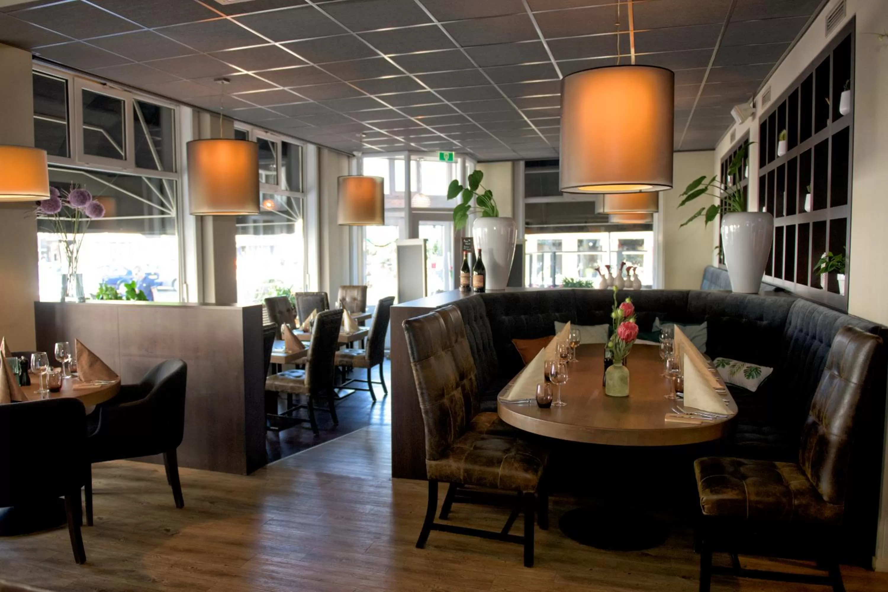 Restaurant/places to eat in Hotel et le Cafe de Paris