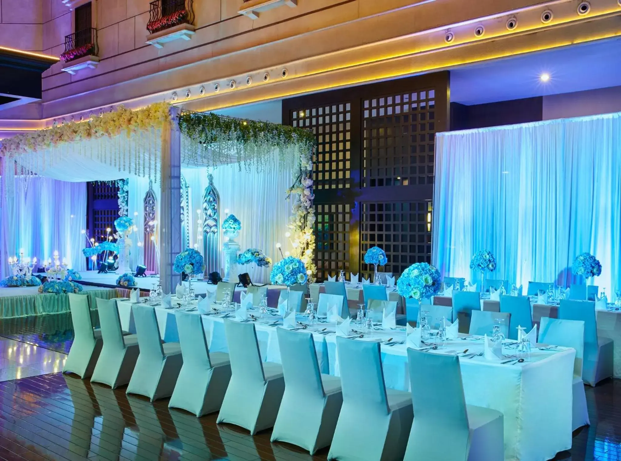 Property building, Banquet Facilities in InterContinental Shanghai Pudong, an IHG Hotel