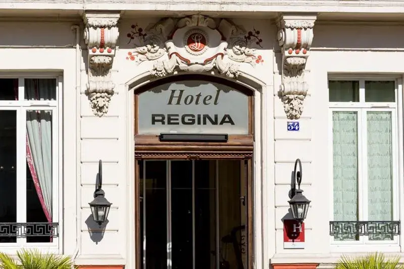 Property building in Hotel Regina Bordeaux Gare Saint-Jean