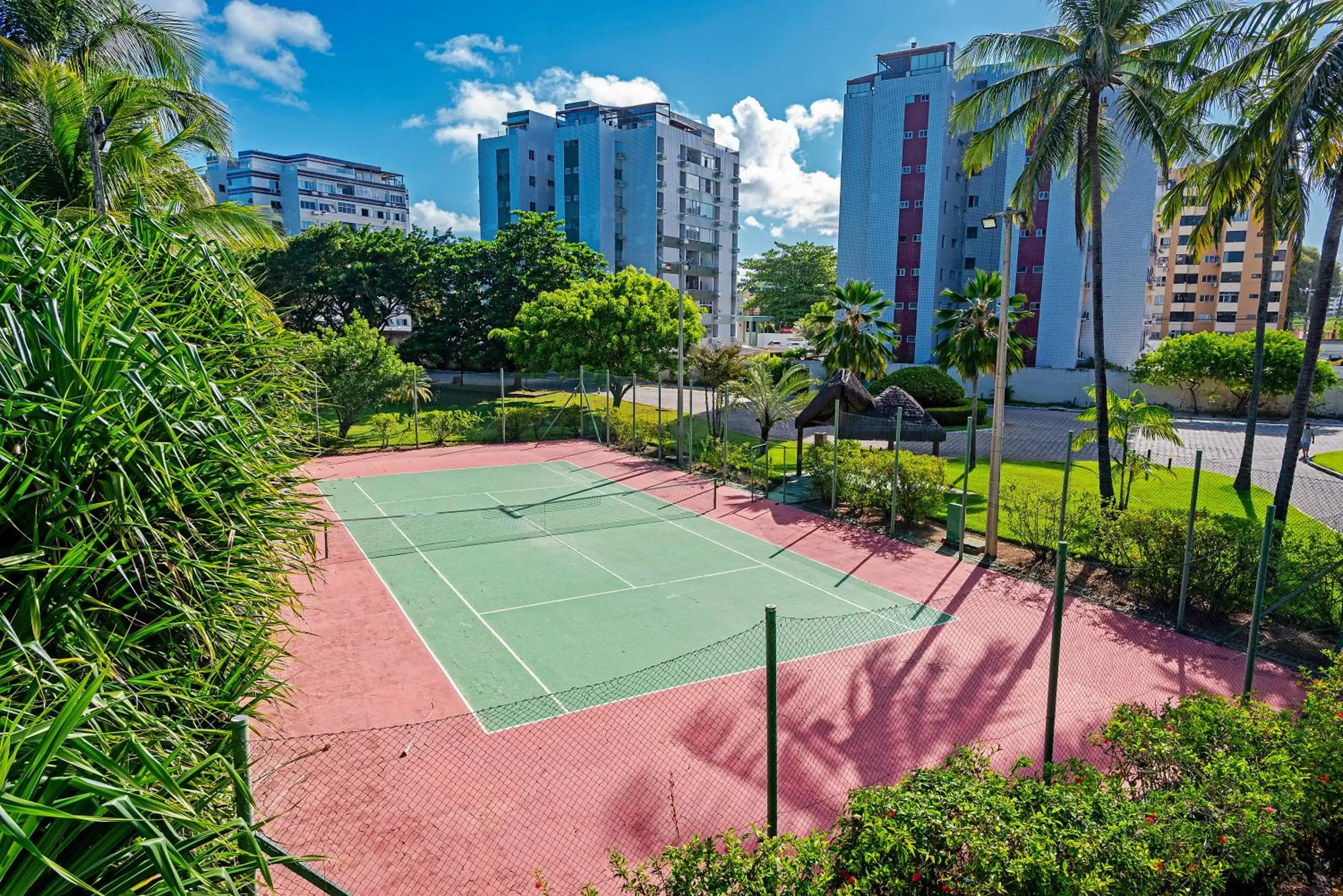 People, Tennis/Squash in Jatiúca Suites Resort by Slaviero Hotéis