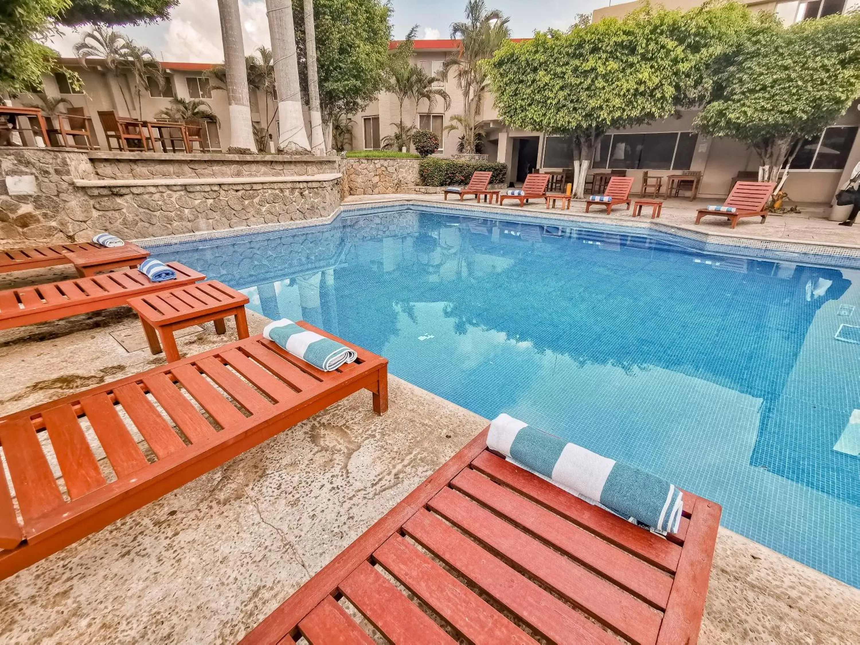 Swimming Pool in Hotel Loma Real