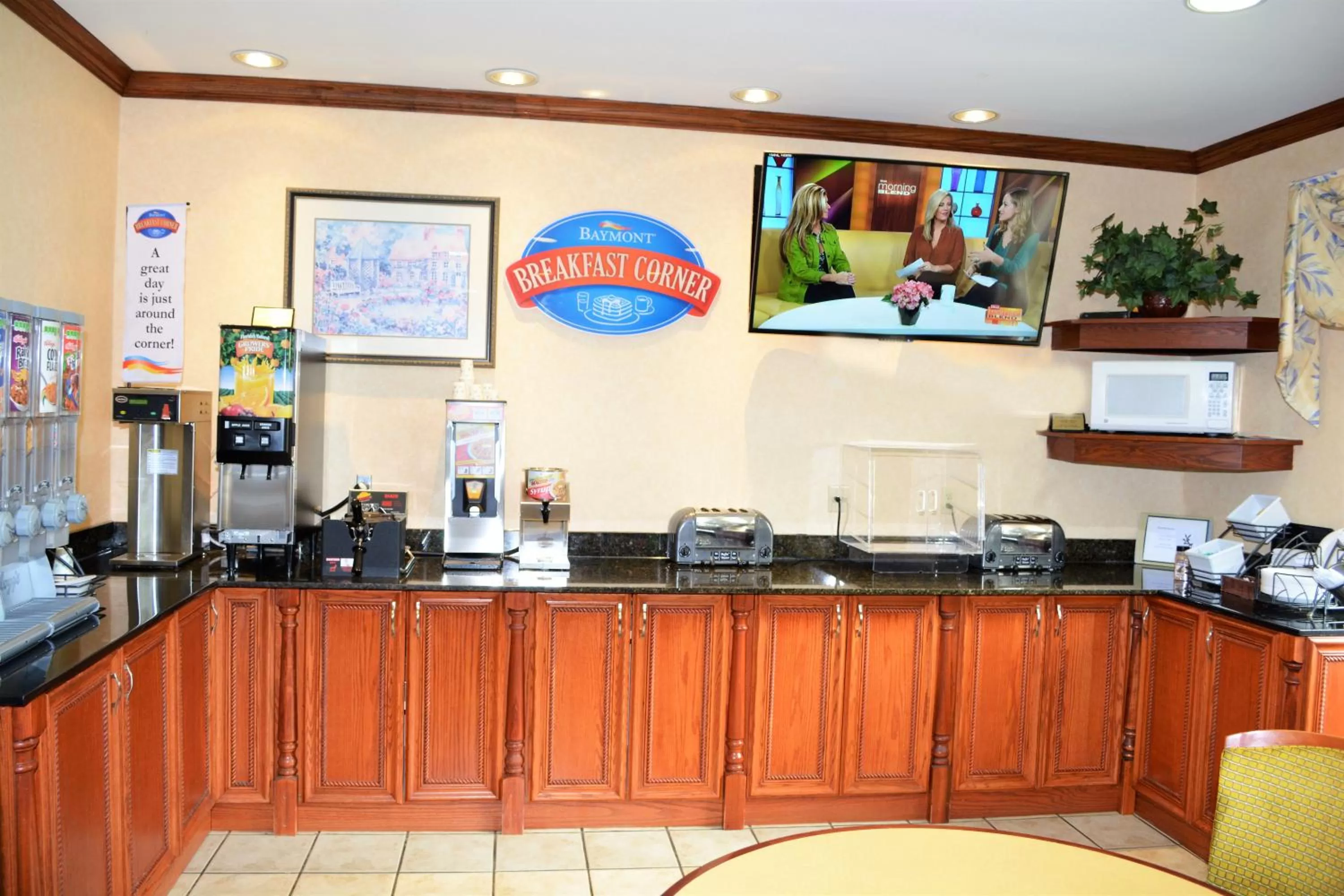 Breakfast in Baymont by Wyndham Waterford/Burlington WI