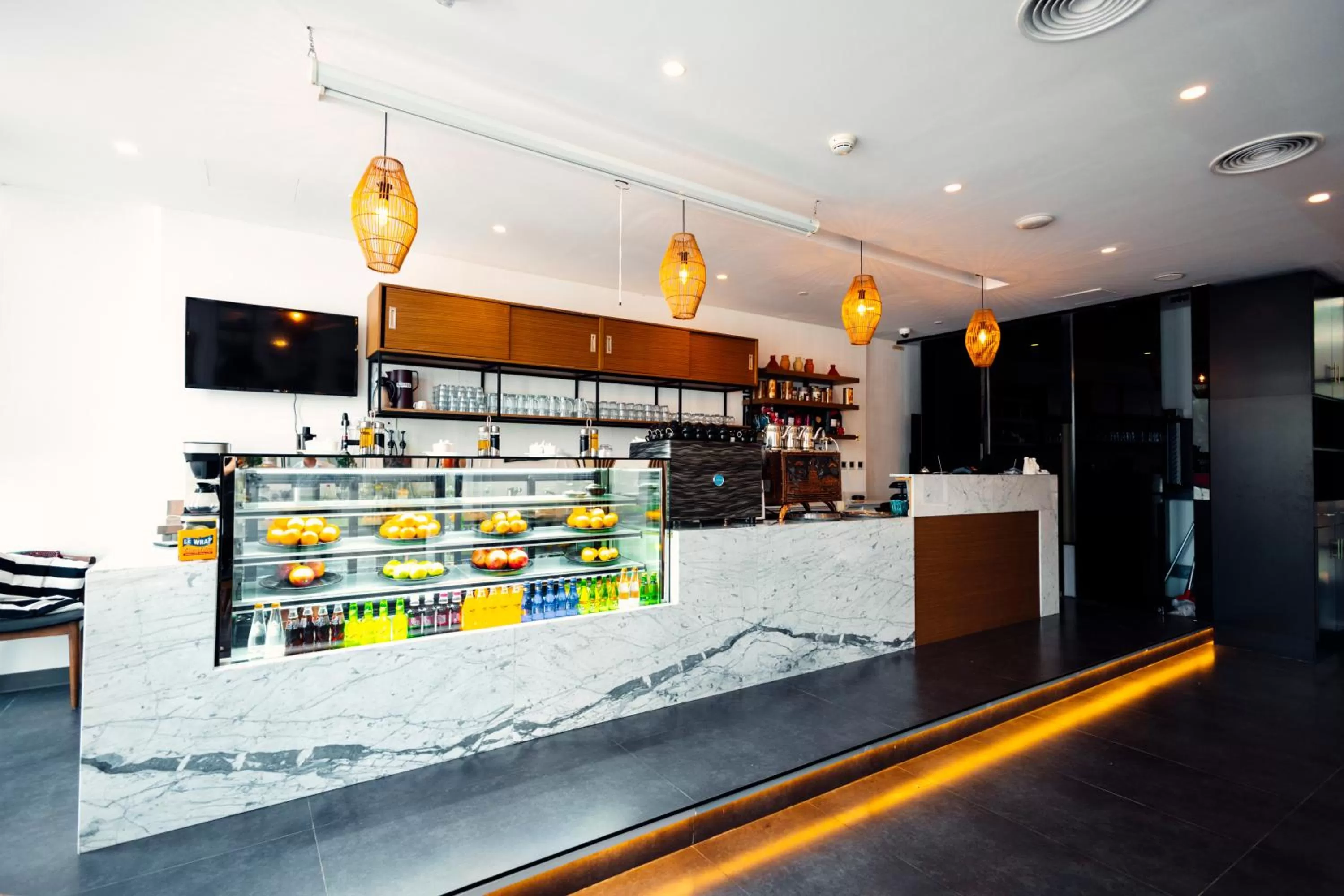 Restaurant/places to eat in Rose Executive Hotel - DWTC