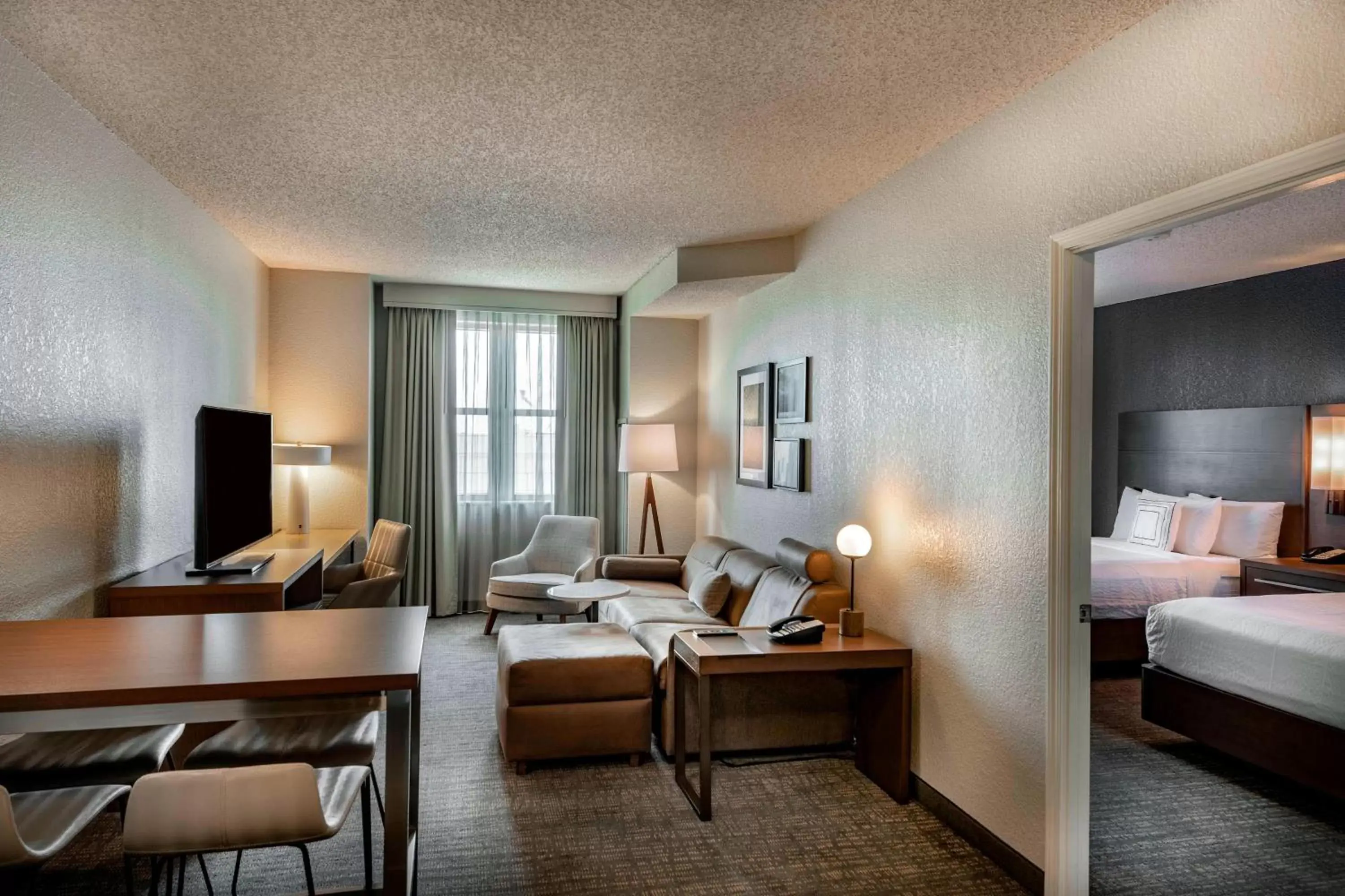 Bedroom, Seating Area in Residence Inn by Marriott Washington, DC National Mall