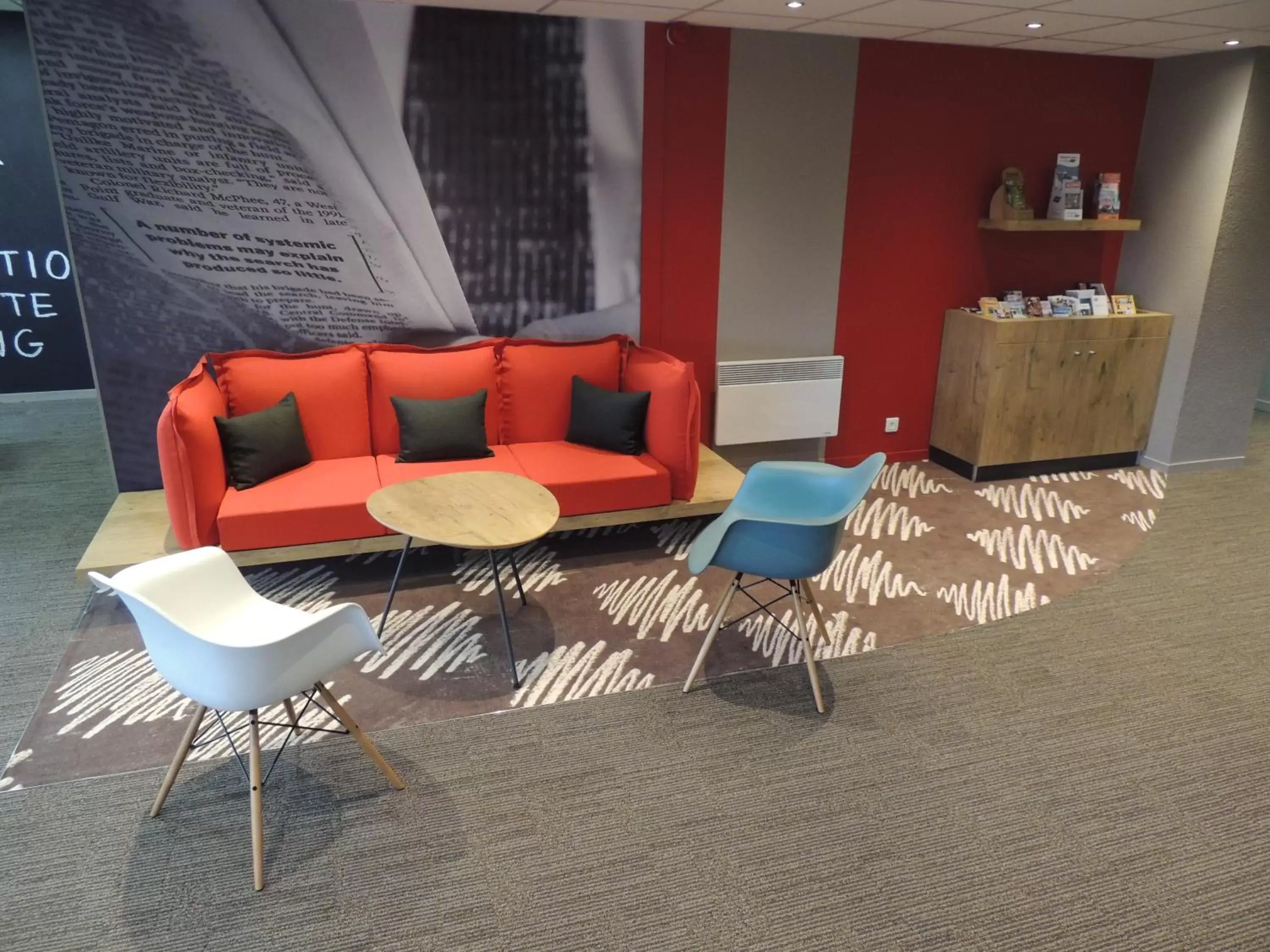 Lobby or reception in Ibis Auray Lobby or reception in Ibis Auray