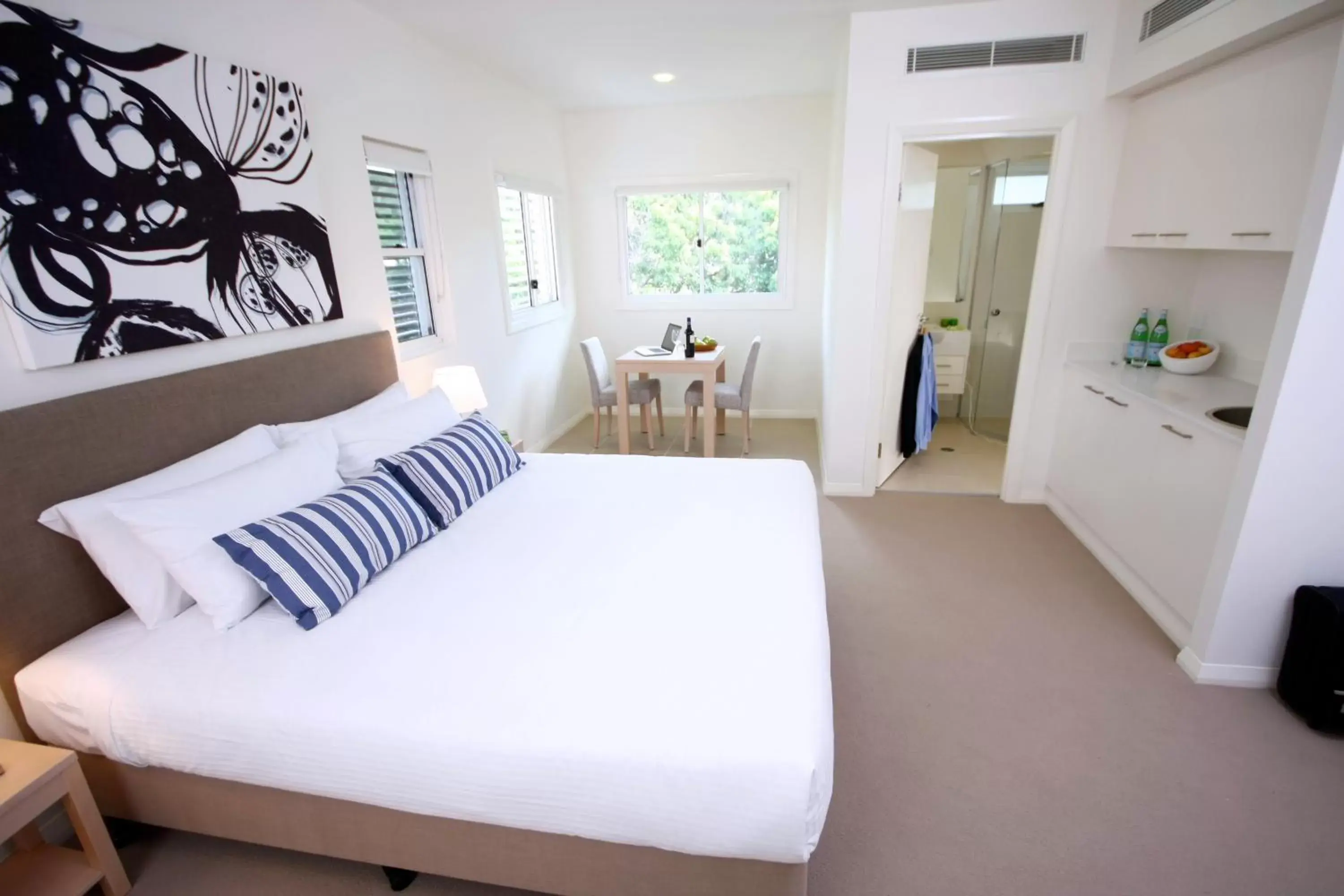 Photo of the whole room, Bed in Domain Serviced Apartments