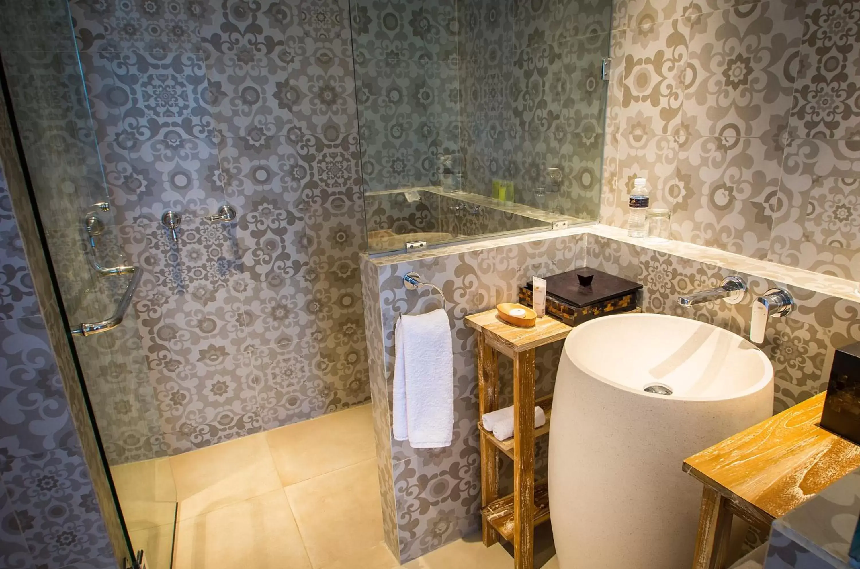 Bathroom in Lembongan Beach Club & Resort