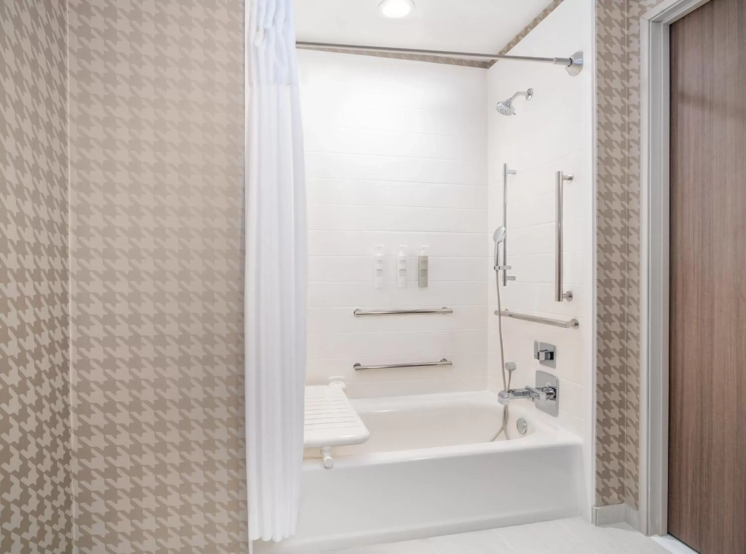 Bathroom in Home2 Suites By Hilton Lake Havasu City