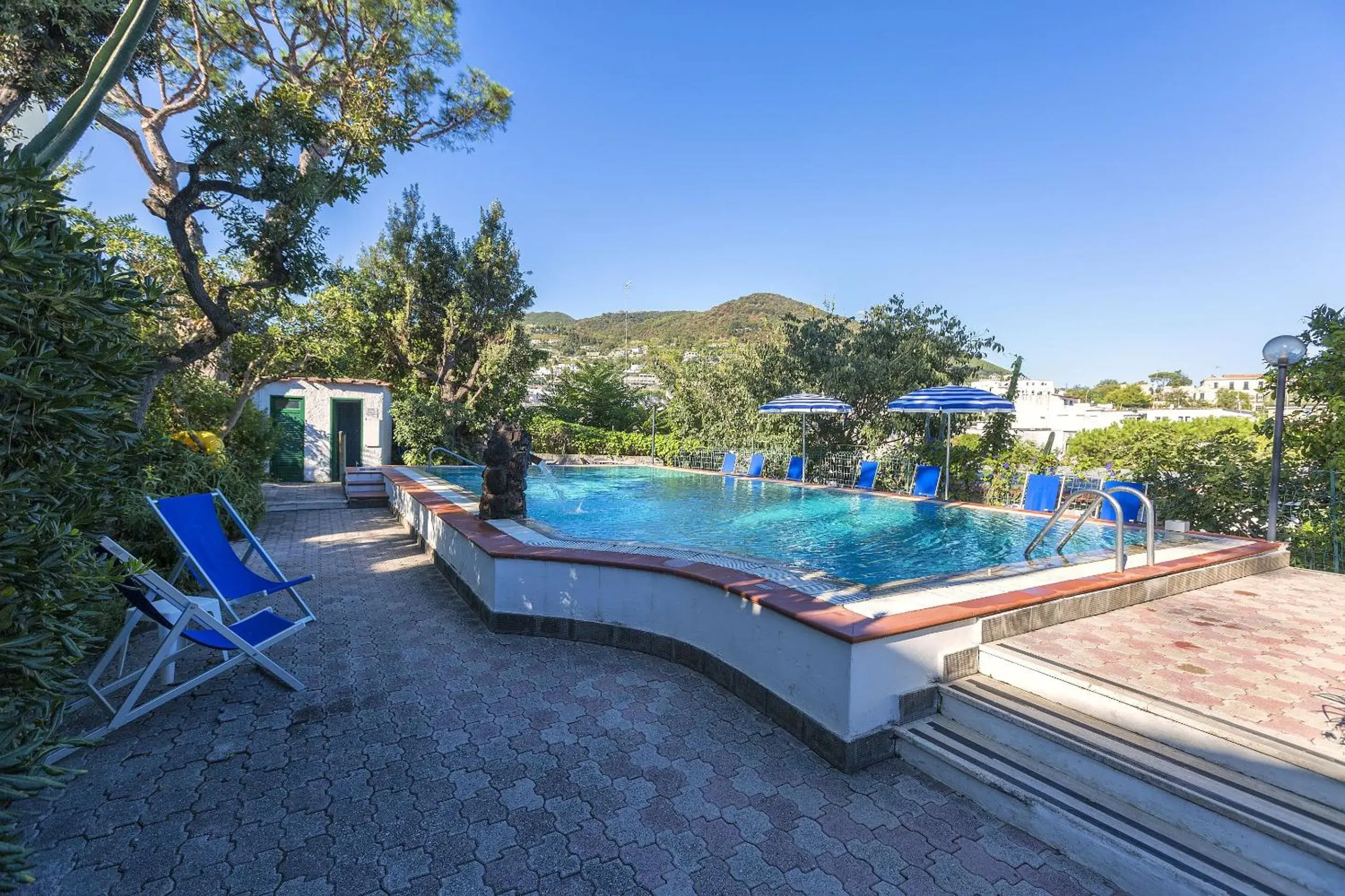 Swimming Pool in Hotel Vittoria