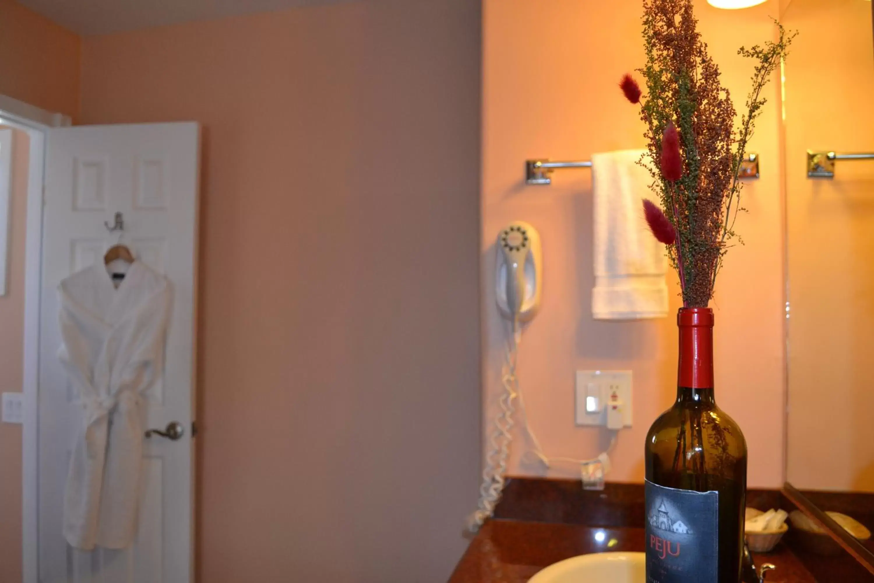 Bathroom in Chardonnay Lodge