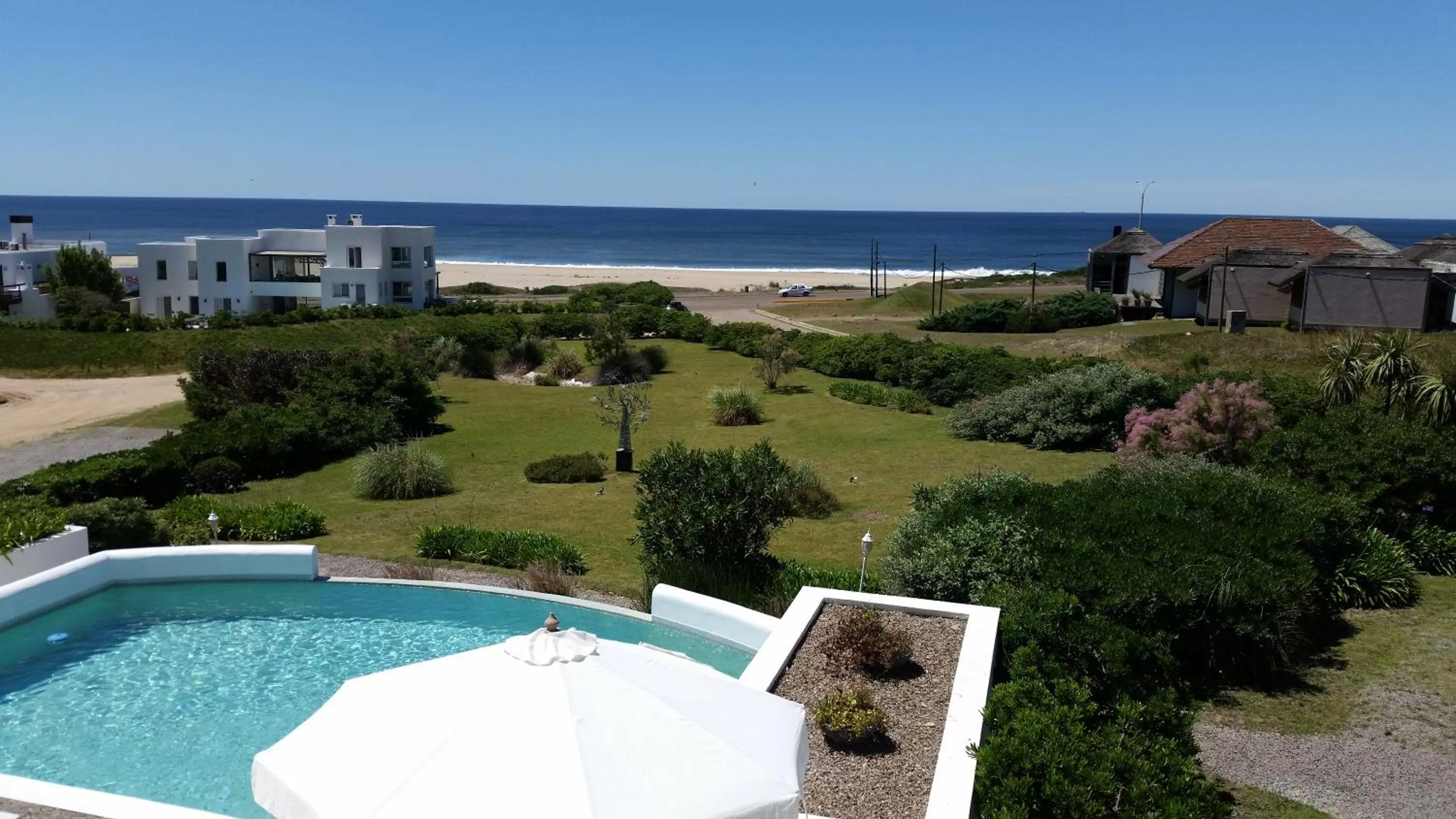 Day in Posada de los Pajaros