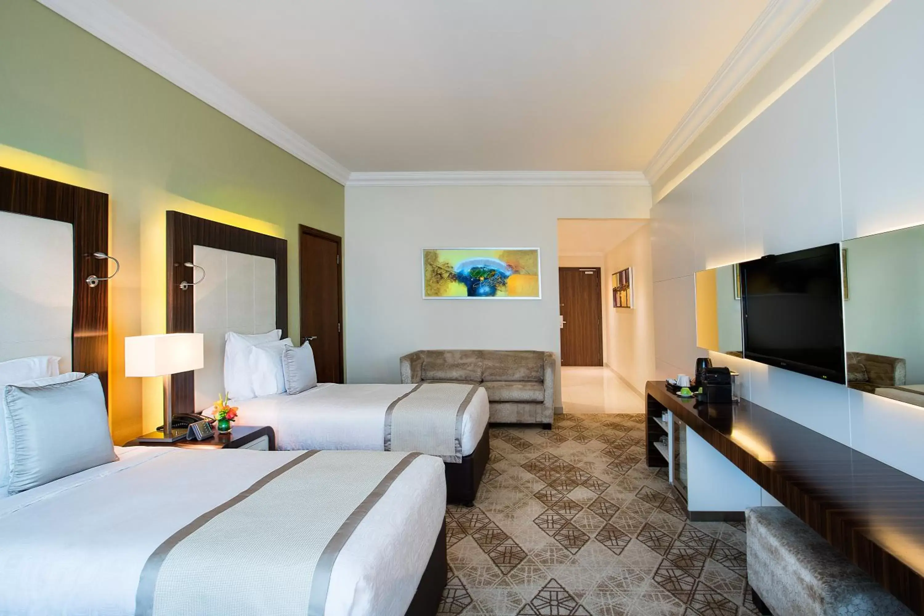 Bedroom, TV/Entertainment Center in Elite Byblos Hotel