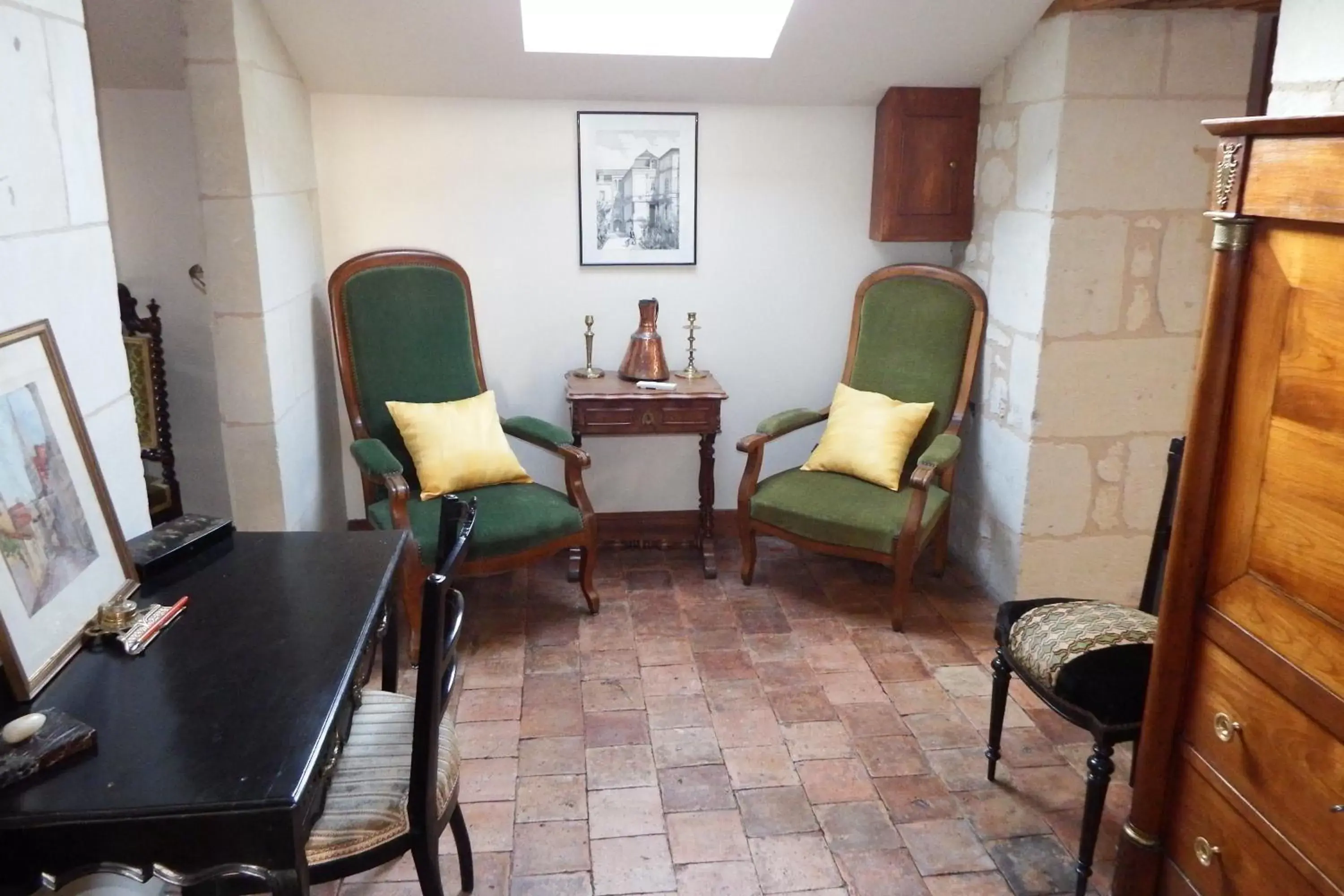 Seating Area in Chez Florence et Sylvain de Loudun