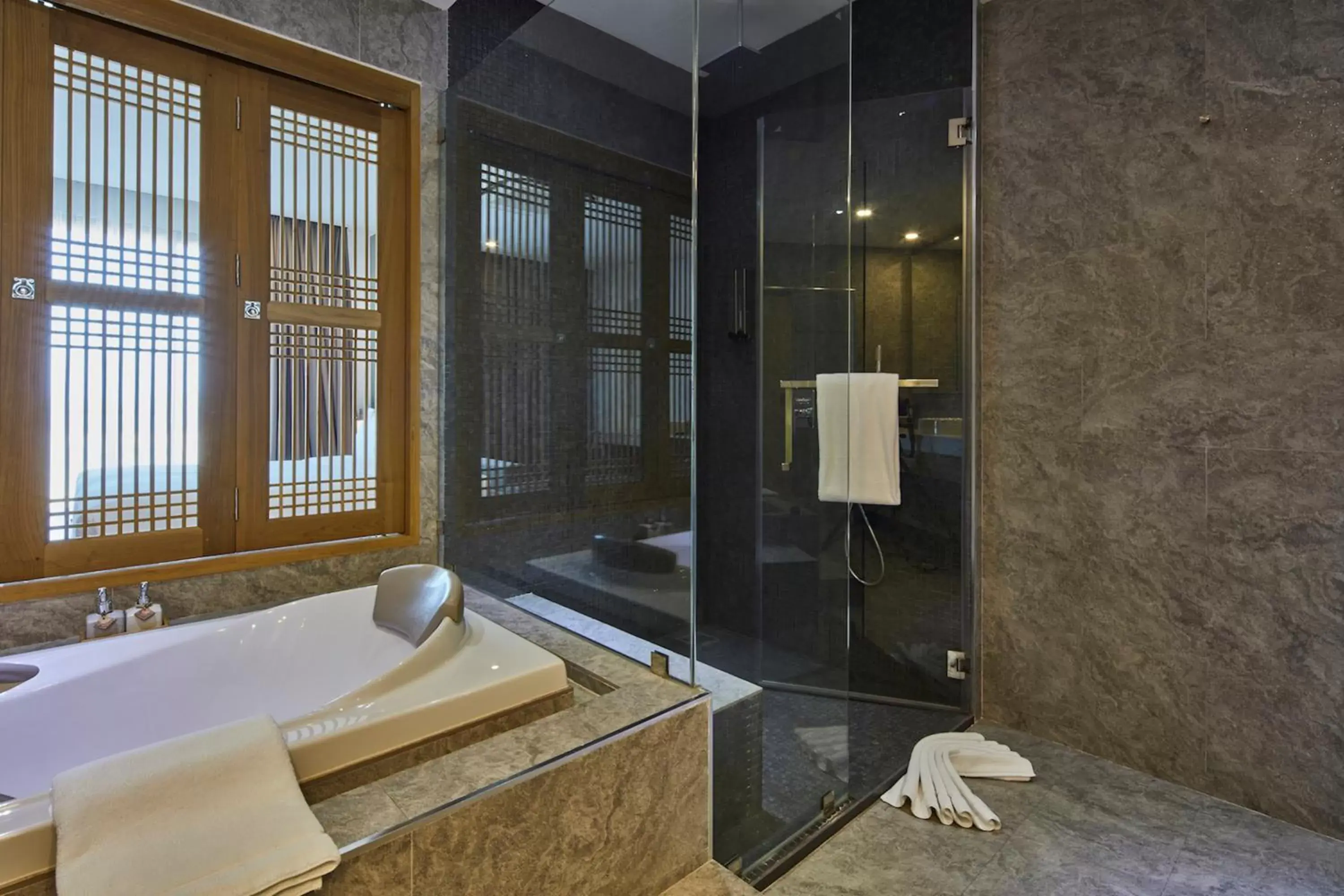 Bathroom in Serenity Hotel and Spa Kabinburi