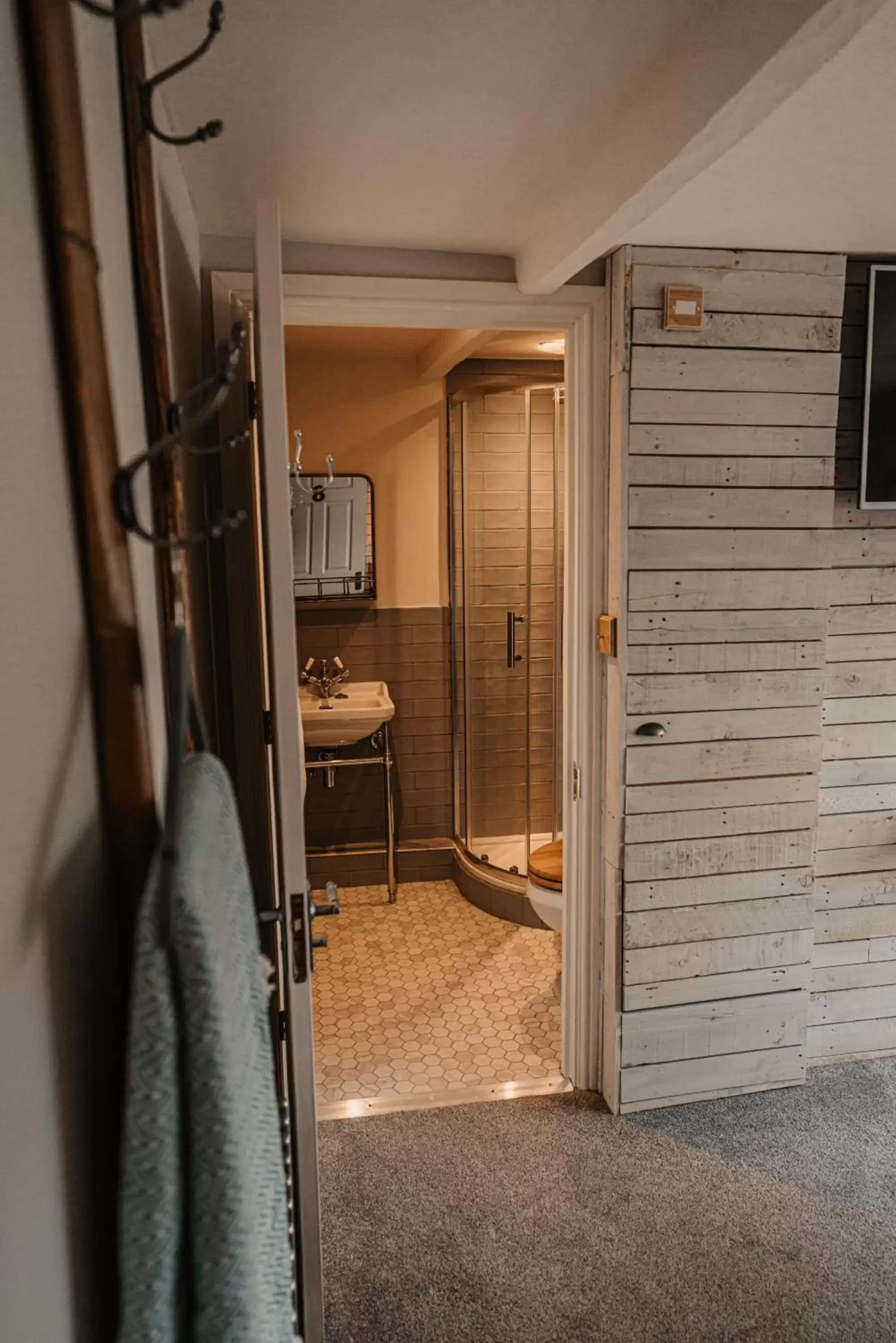 Bathroom in The Ship Inn Bathroom in The Ship Inn