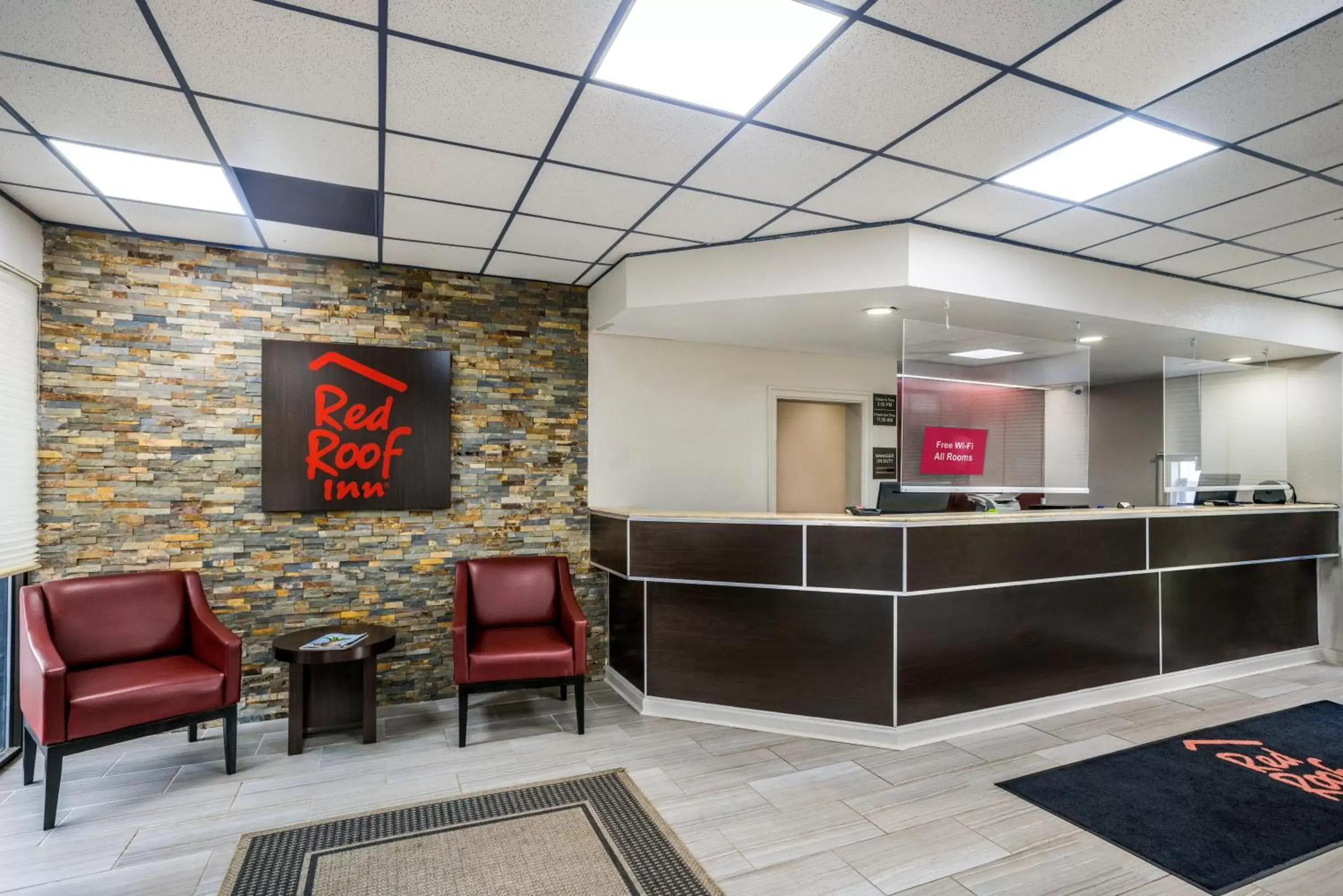 Lobby or reception in Red Roof Inn Savannah – Southside/Midtown Lobby or reception in Red Roof Inn Savannah – Southside/Midtown