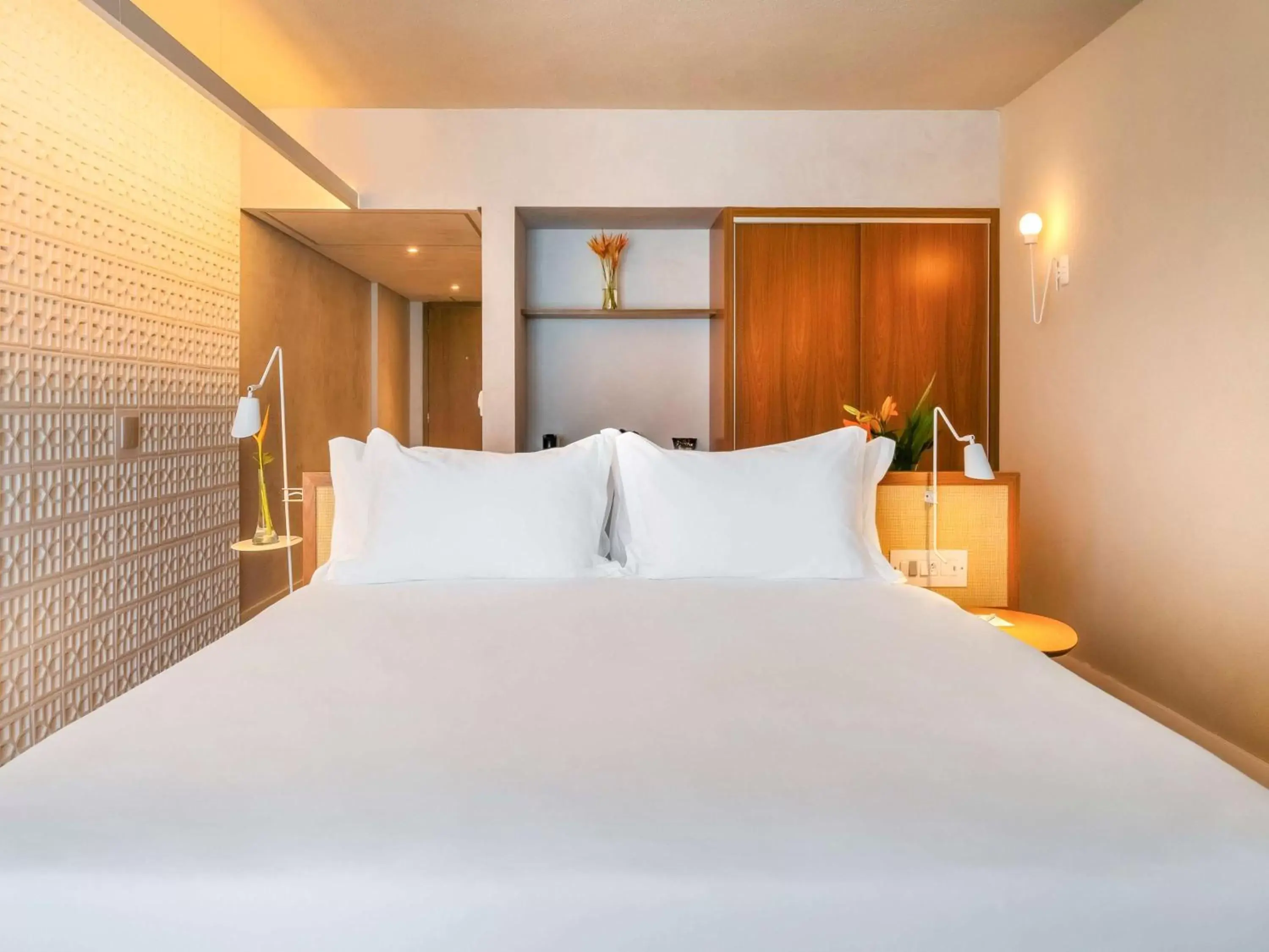 Deluxe Executive Room with 1 Double Bed in Grand Mercure Recife Boa Viagem Deluxe Executive Room with 1 Double Bed in Grand Mercure Recife Boa Viagem