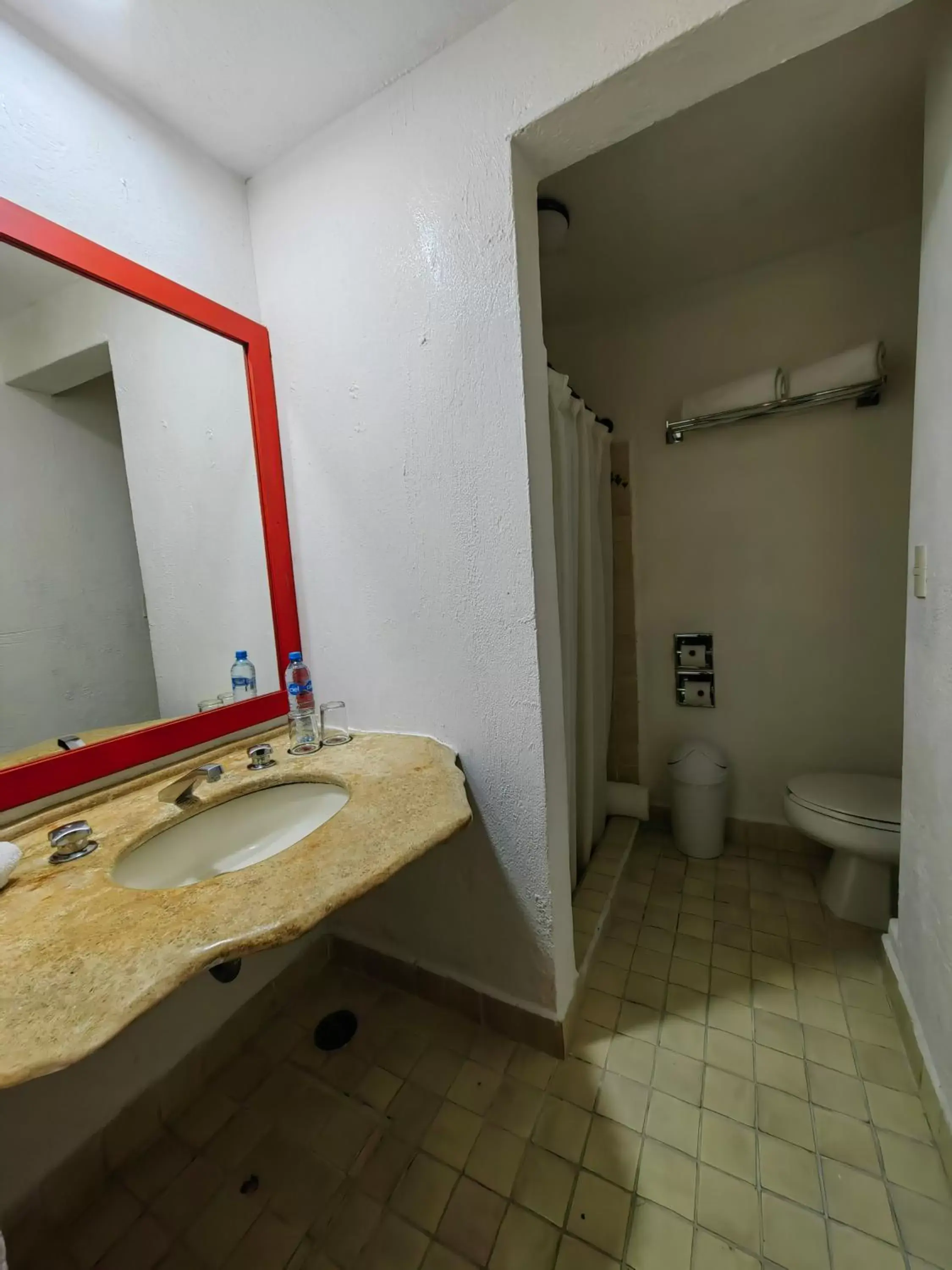 Bathroom in Hotel Casavieja