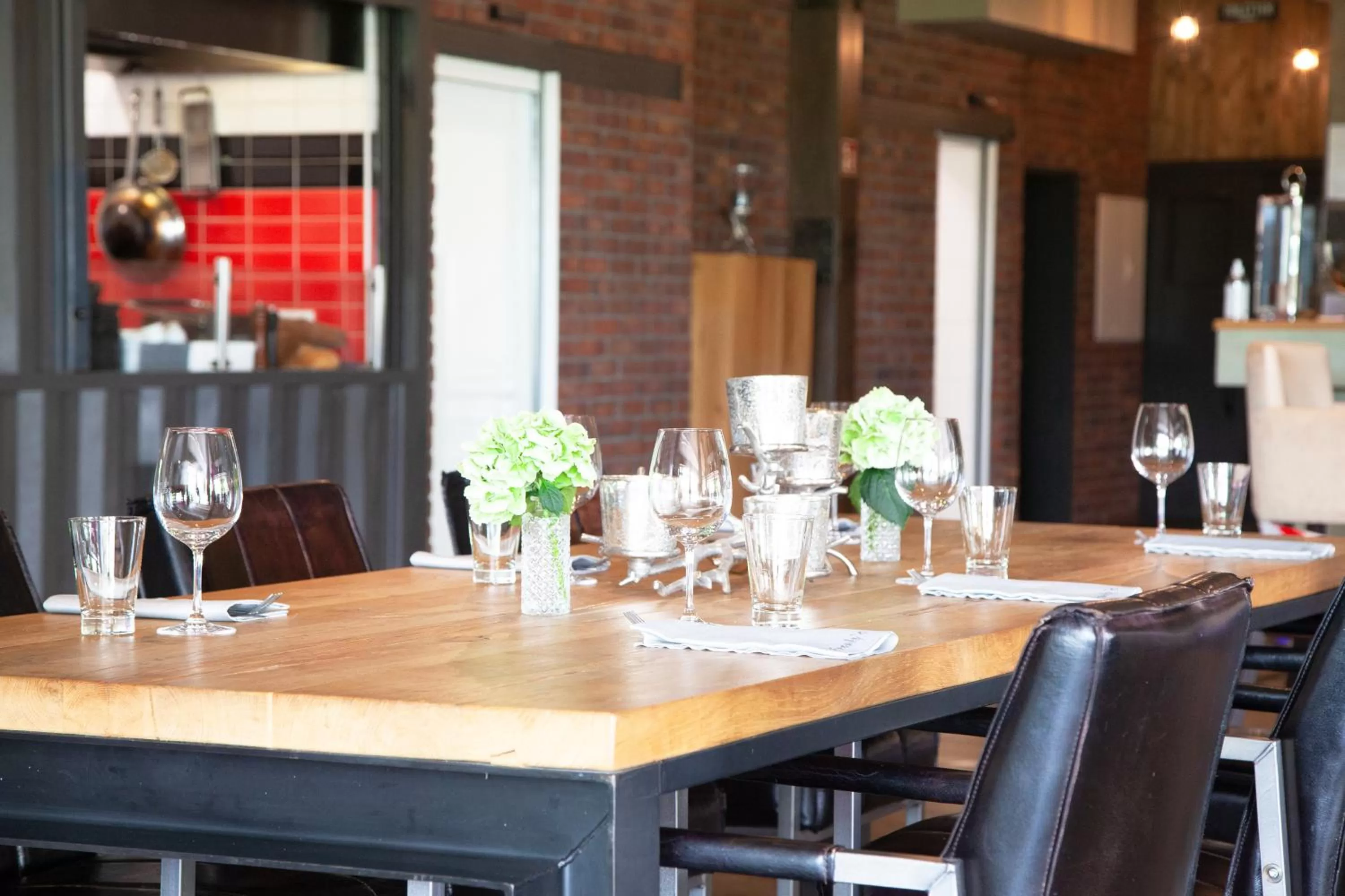 Restaurant/places to eat in Hotel Mintarder Wasserbahnhof